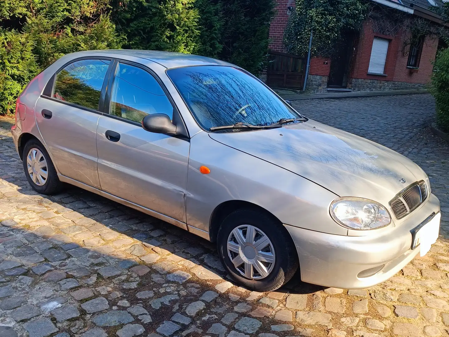 Daewoo Lanos 1.4 SE Silber - 1