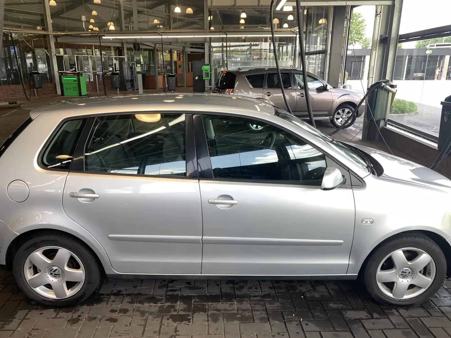 Volkswagen Polo Grijs - 1