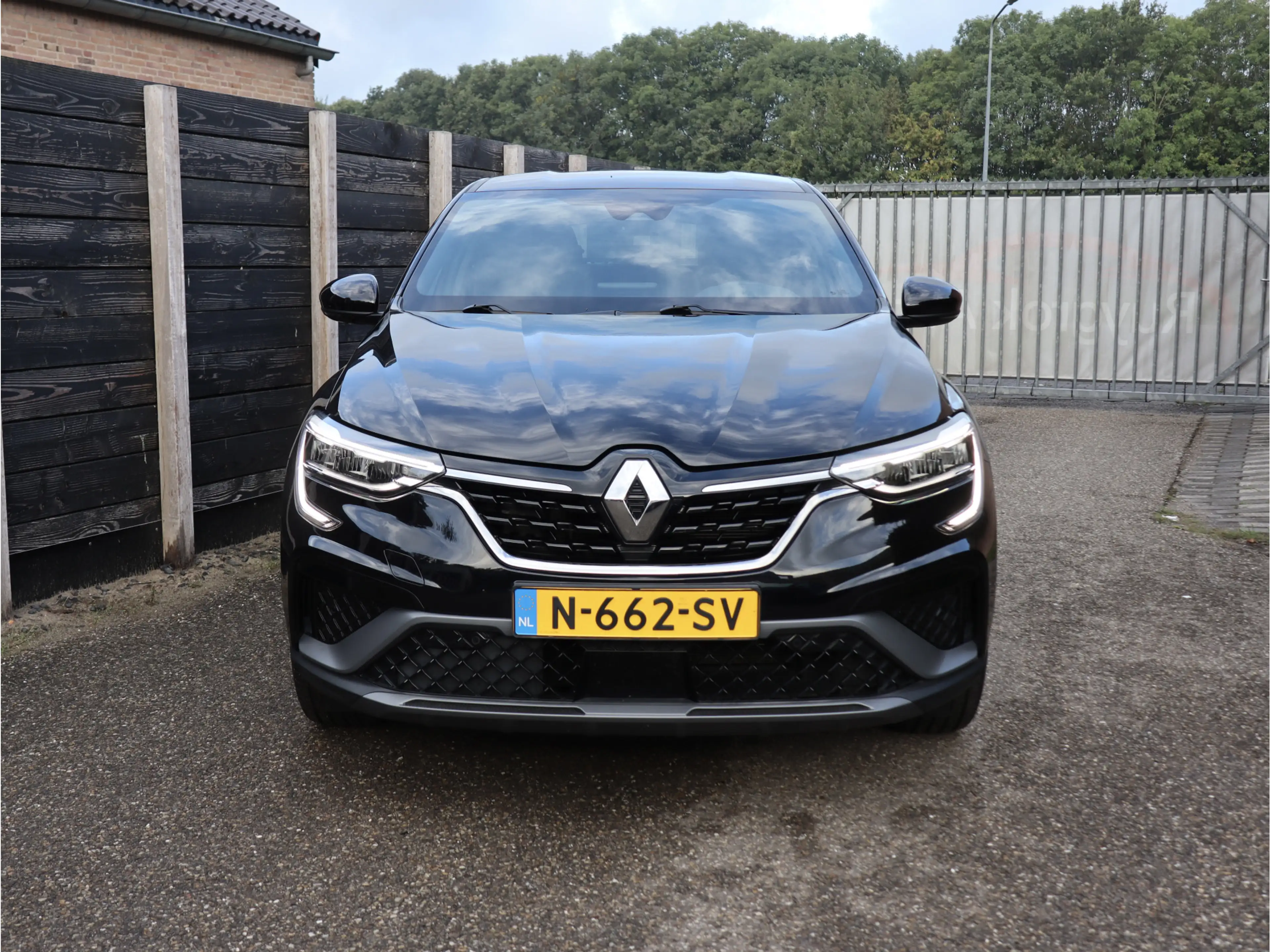 Renault Arkana 1.6 E-Tech Hybrid 145 R.S. Line dealer o.h. | 1e e — photo 3