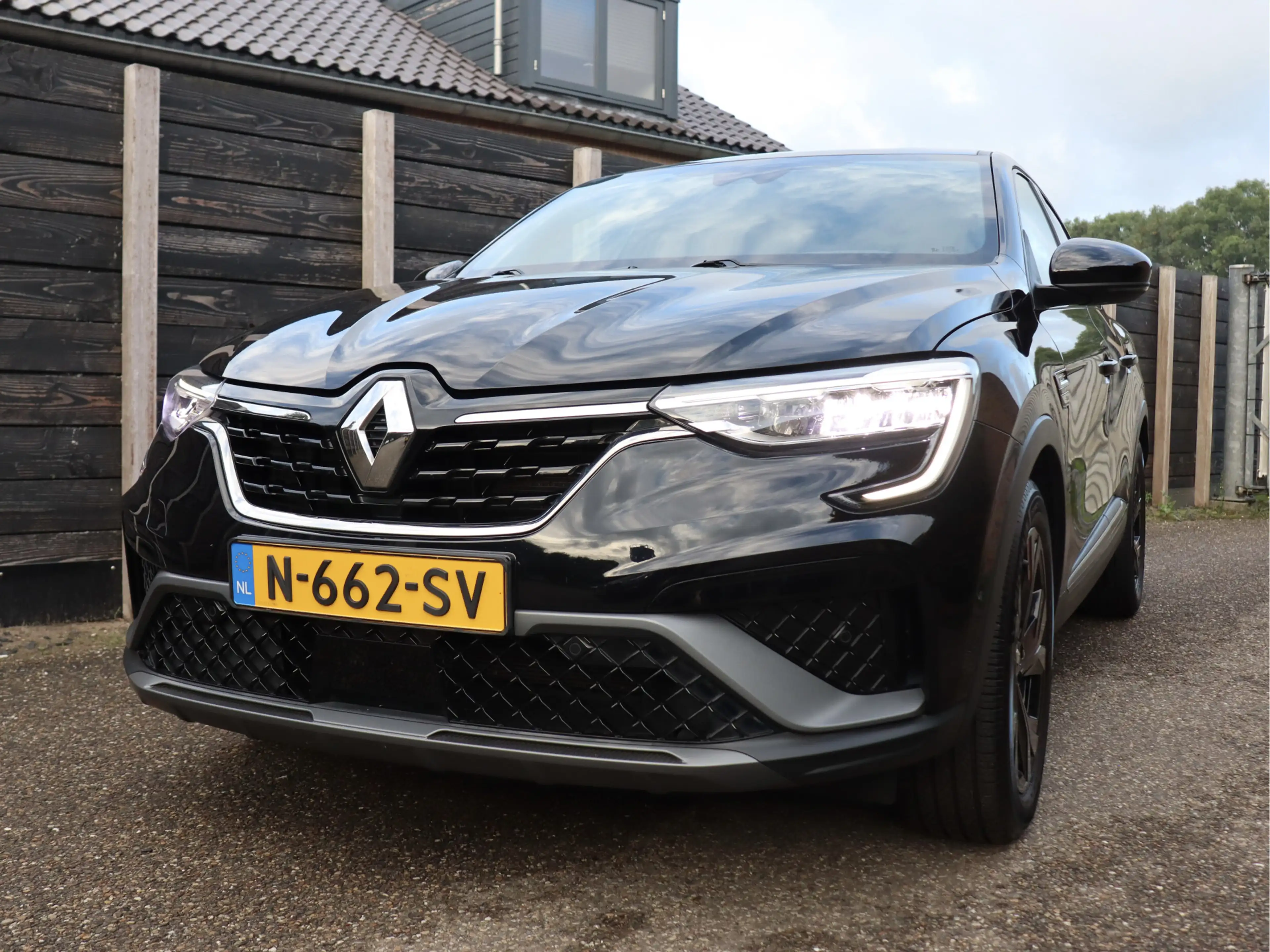 Renault Arkana 1.6 E-Tech Hybrid 145 R.S. Line dealer o.h. | 1e e — photo 6