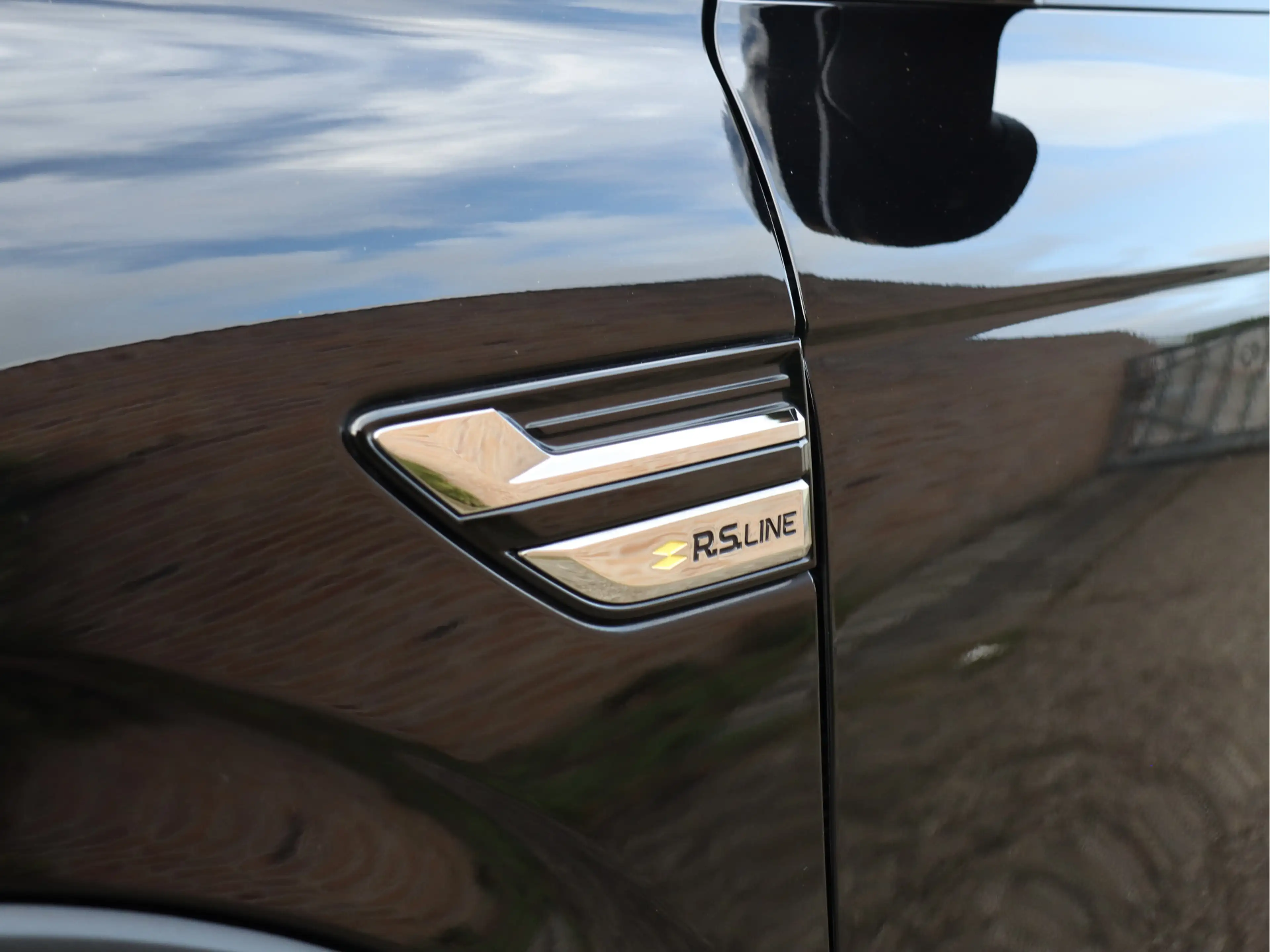 Renault Arkana 1.6 E-Tech Hybrid 145 R.S. Line dealer o.h. | 1e e — photo 8