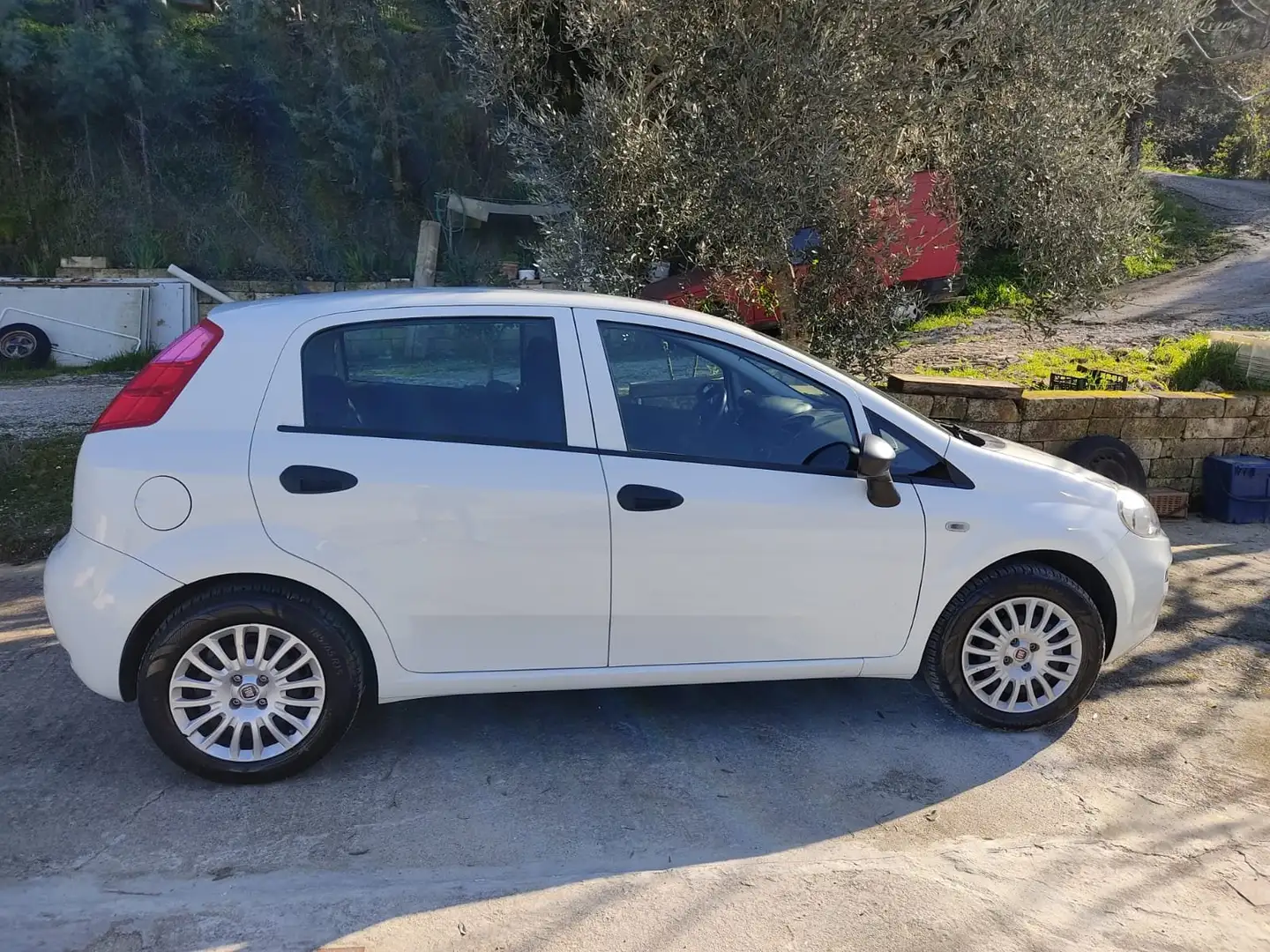 Fiat Punto Punto III 2012 5p 1.3 mjt Street s Weiß - 1