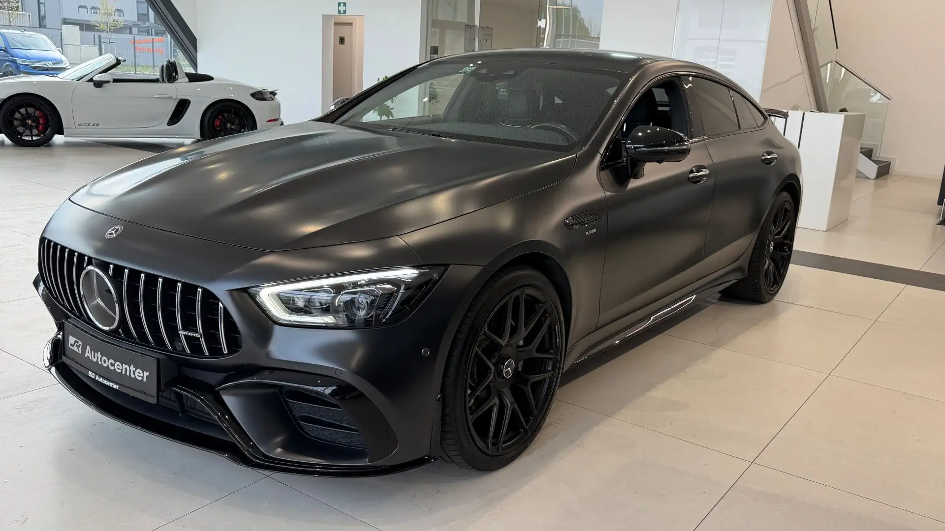 Mercedes-Benz AMG GT Limousine Allrad Mercedes- 43 4MATIC Limousine A Schwarz - 1