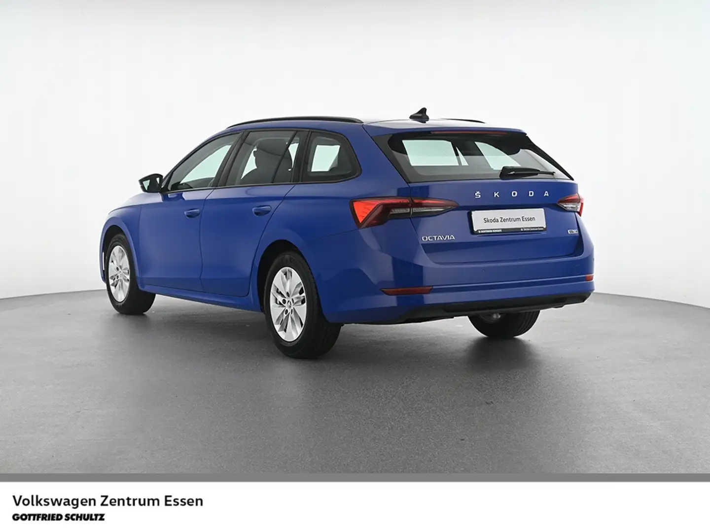 Skoda Octavia Combi Ambition eTSI DSG LED SmartLink DAB  Bluetoo Blau - 2