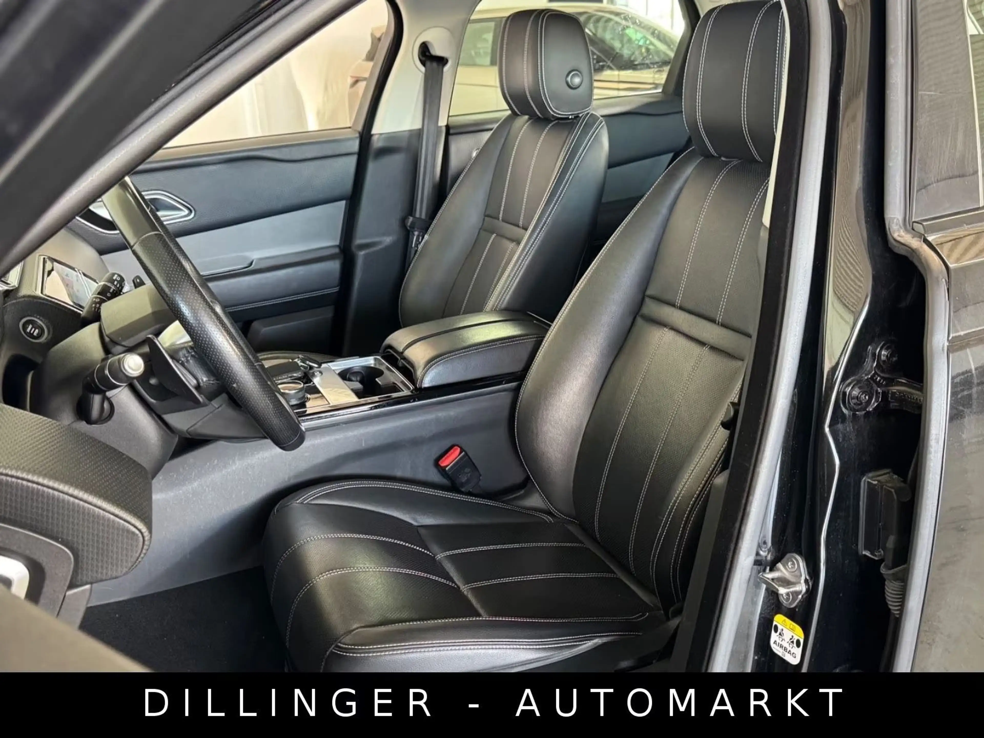 Land Rover Range Rover Velar Velar 3.0d SE 300ps AWD 4x4 20" LED Nav MERIDIAN — photo 12