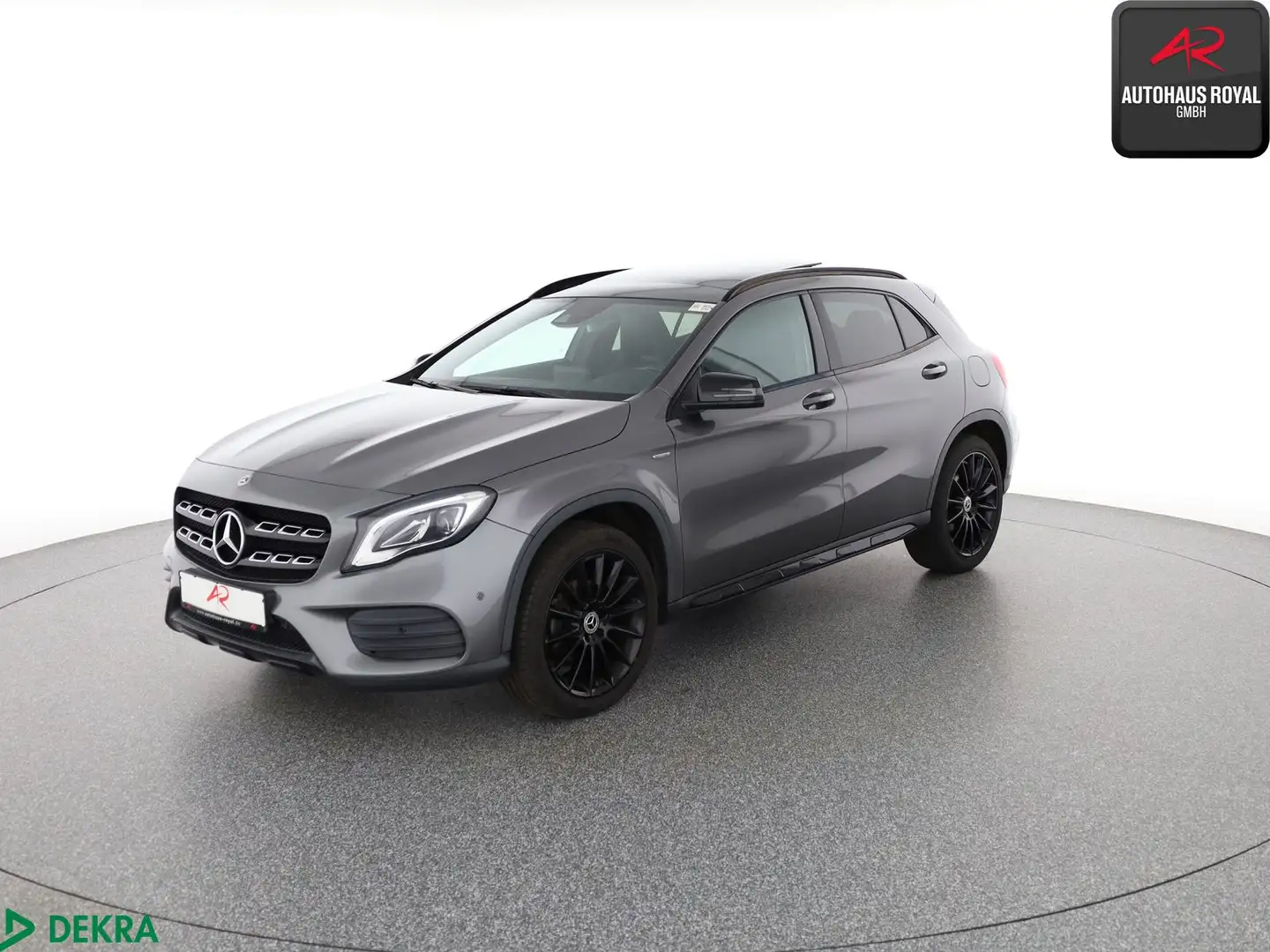 Mercedes-Benz GLA 180 GLA 180 AMG NIGHTFALL KAMERA,PANORAMA,AMBIENTE Gris - 1