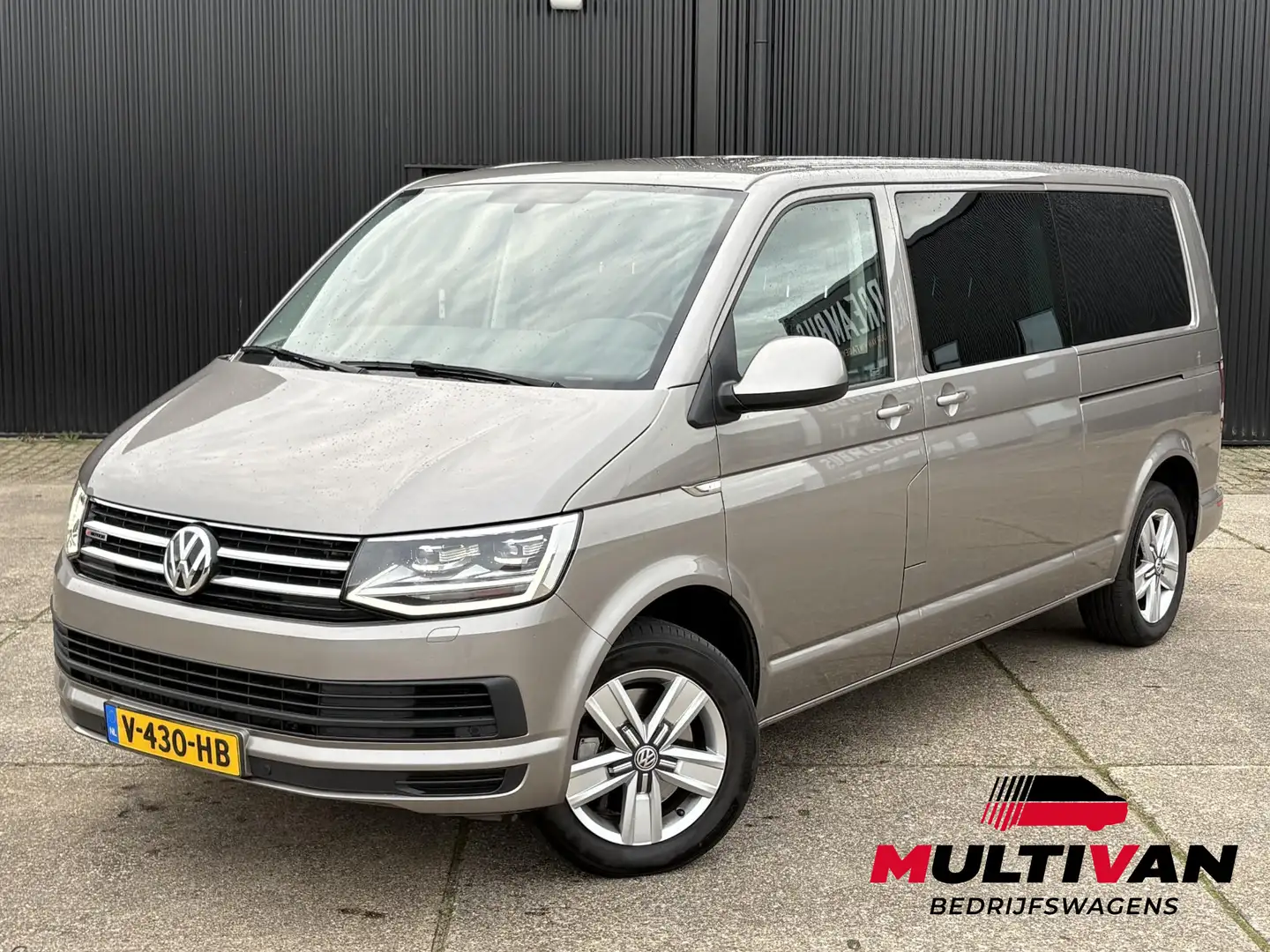 Volkswagen T6 Transporter Multivan 2.0 TDI L2H1 DC 4Motion Multivan | STANDK Beige - 1