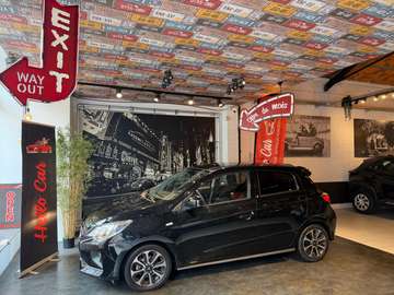 1.2i * BOITE AUTO * AIRCO * CARNET FULL * 23.000 KM *  GARANTIE