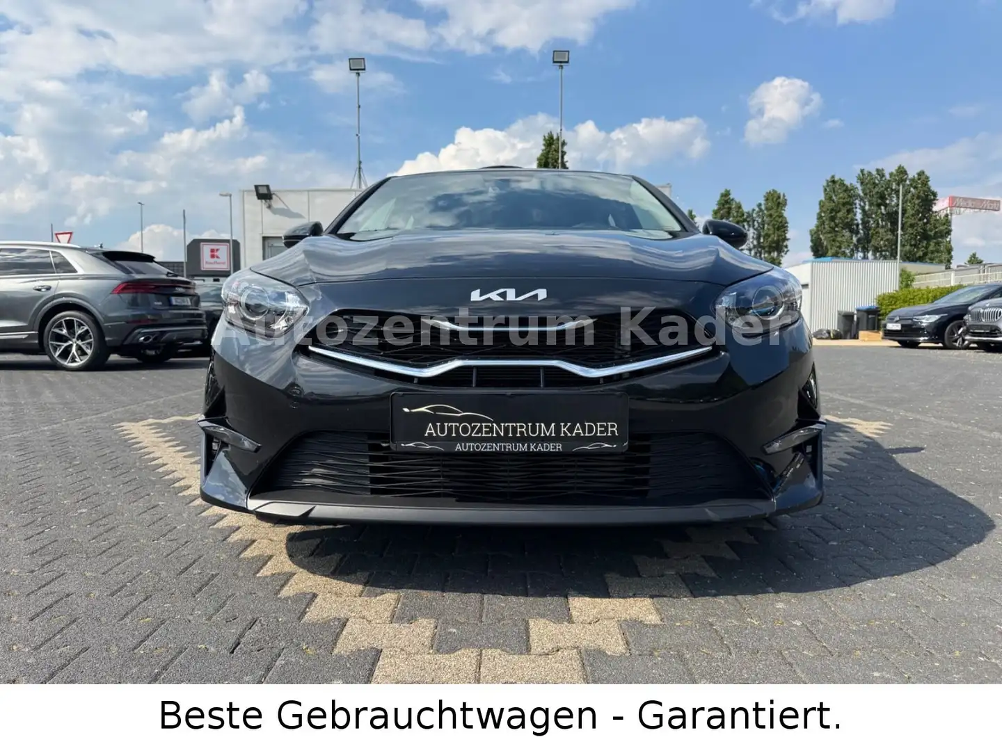 Kia Ceed / cee'd 1.Hand*R-Kam*Navi*SitzHZ*Lenkr.HZ*Xenon*LED*Temp Negro - 1