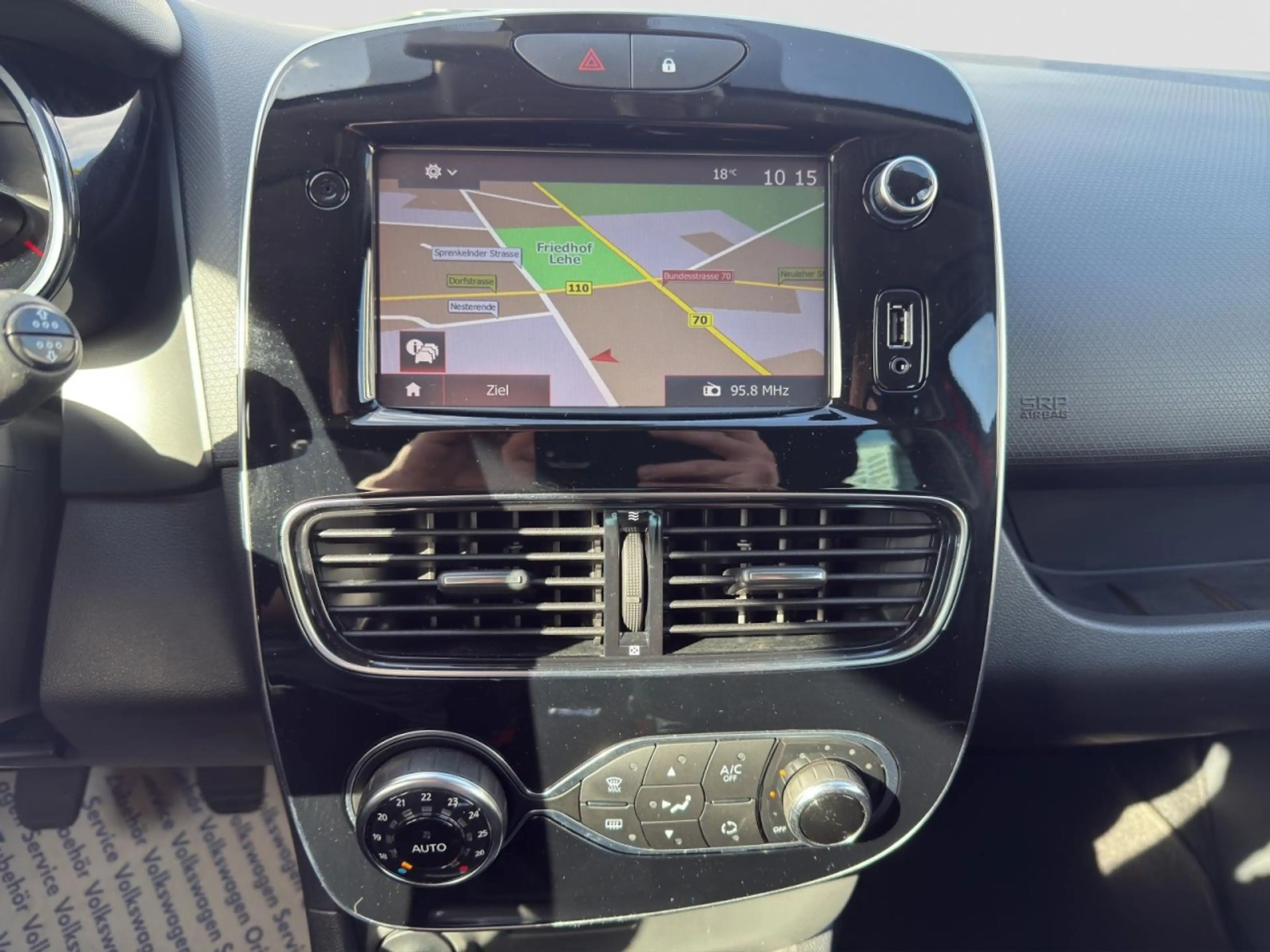 Renault Clio IV 1.2 16V Limited NAVI AHK GJR Klima Navi — photo 13