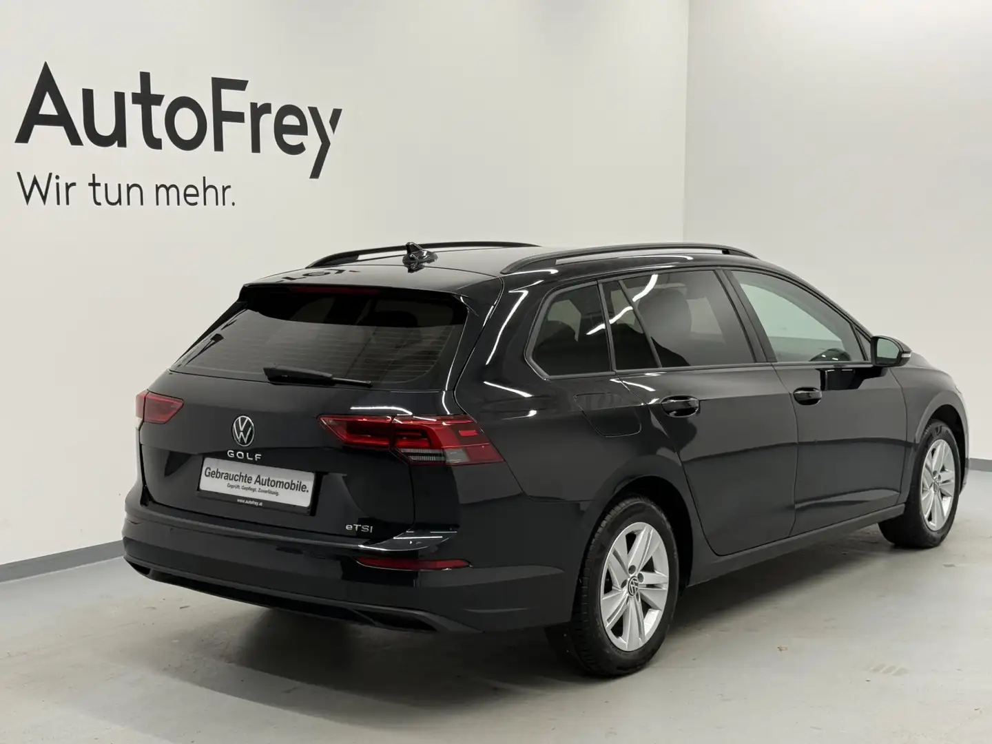 Volkswagen Golf Variant 1,5 eTSI Life DSG Schwarz - 2