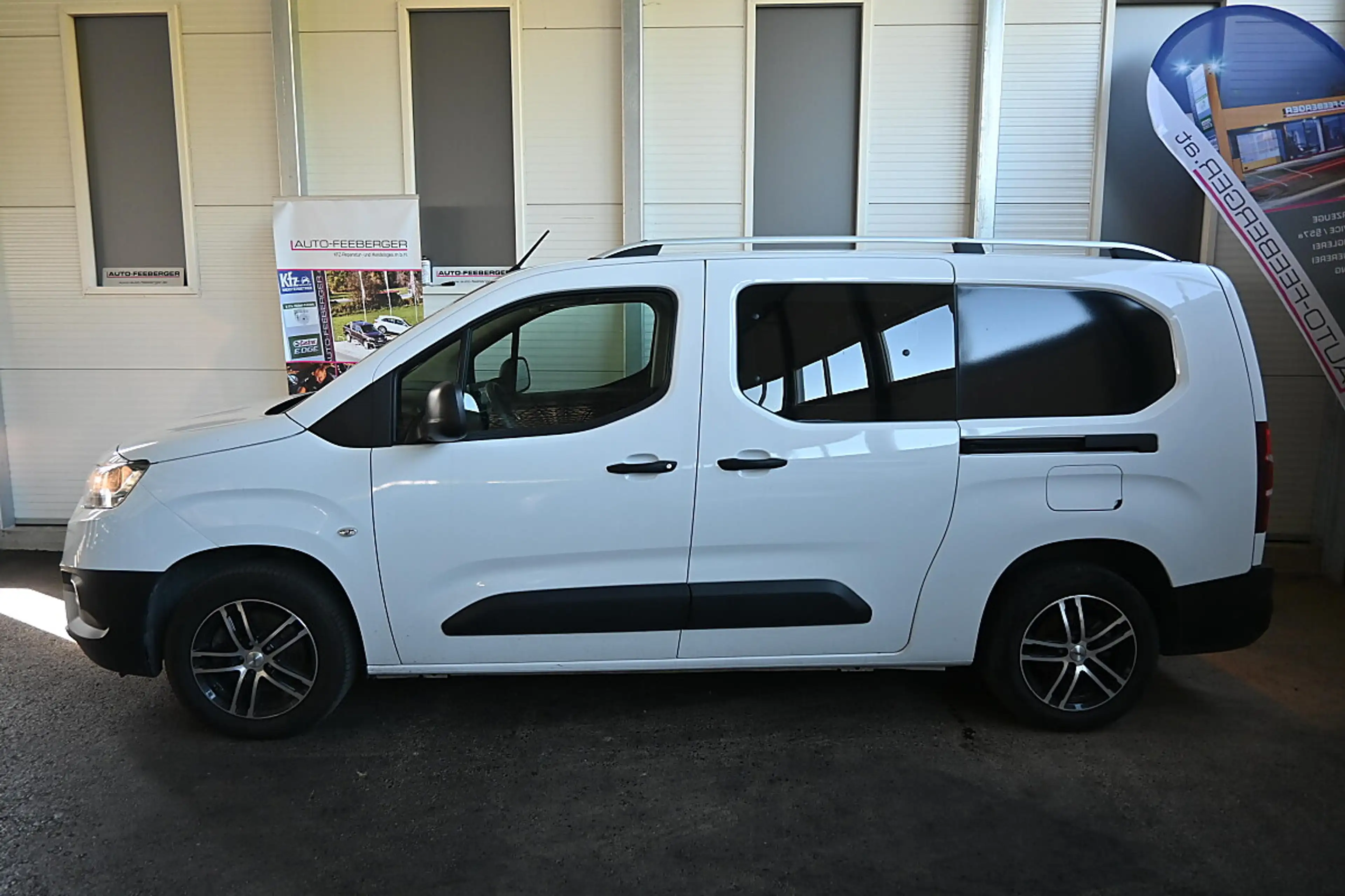 Toyota Proace City 1.5 D-4D L1 Comfort (EURO 6d) — photo 4