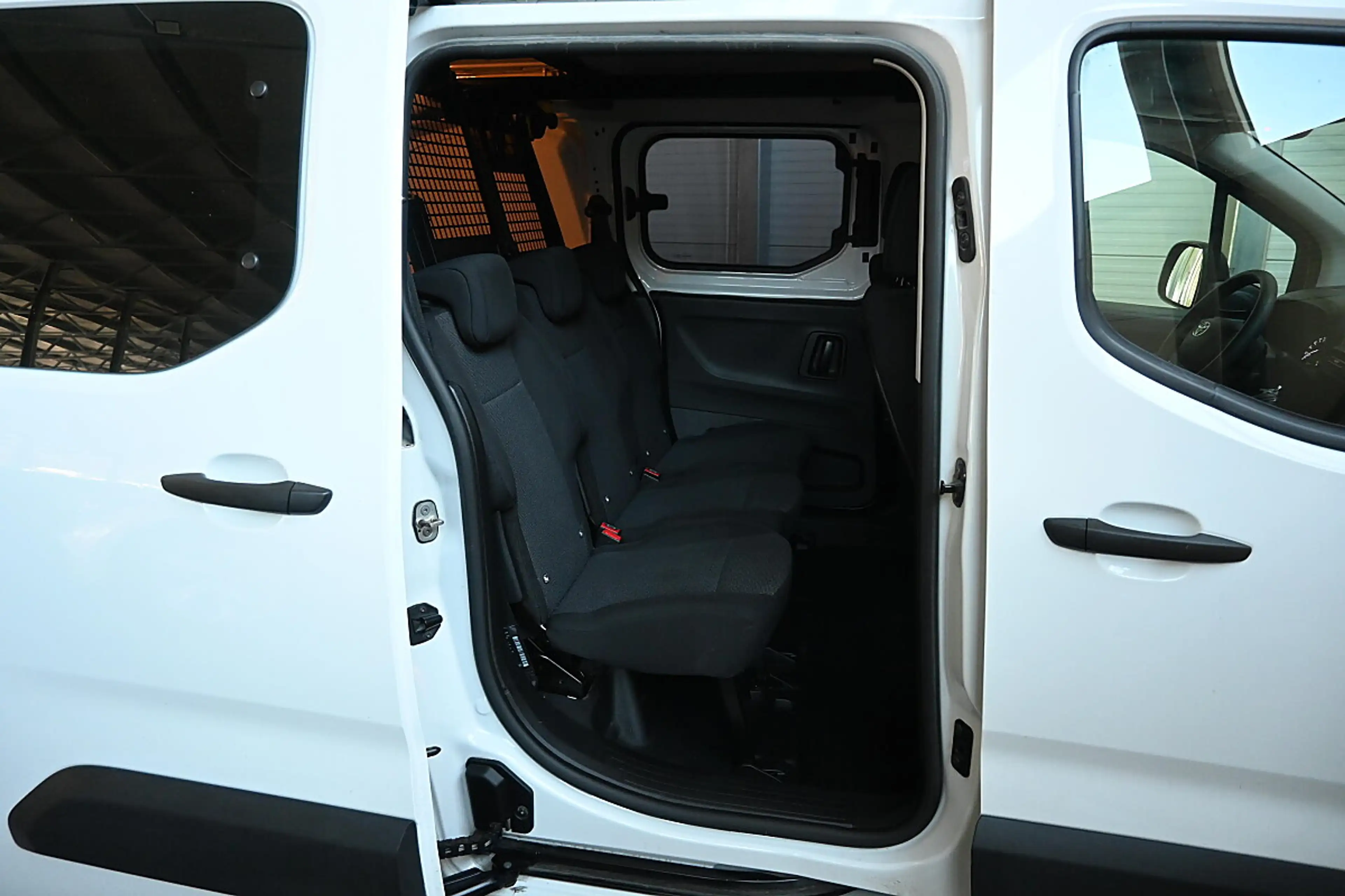 Toyota Proace City 1.5 D-4D L1 Comfort (EURO 6d) — photo 11