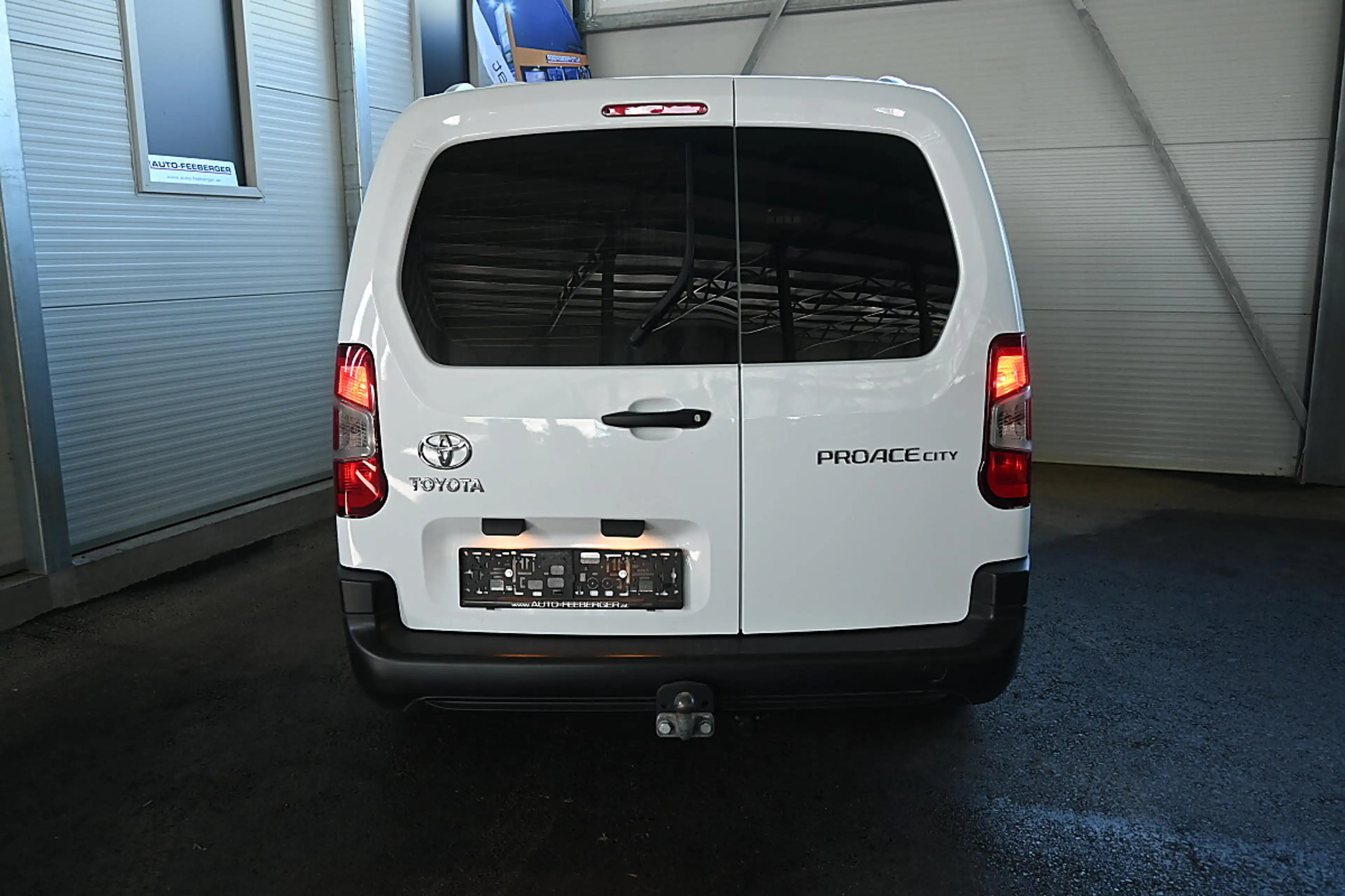 Toyota Proace City 1.5 D-4D L1 Comfort (EURO 6d) — photo 7