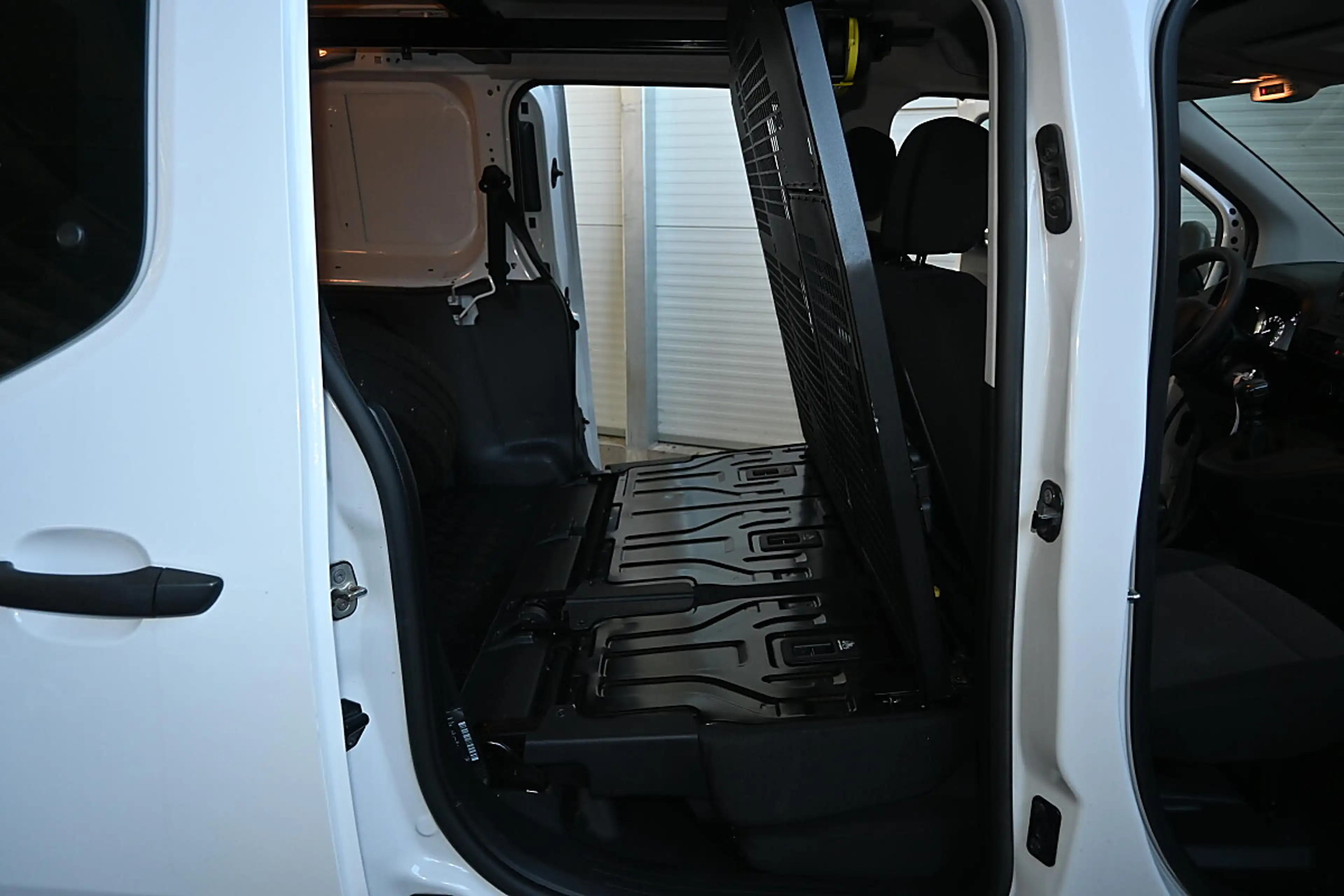 Toyota Proace City 1.5 D-4D L1 Comfort (EURO 6d) — photo 10