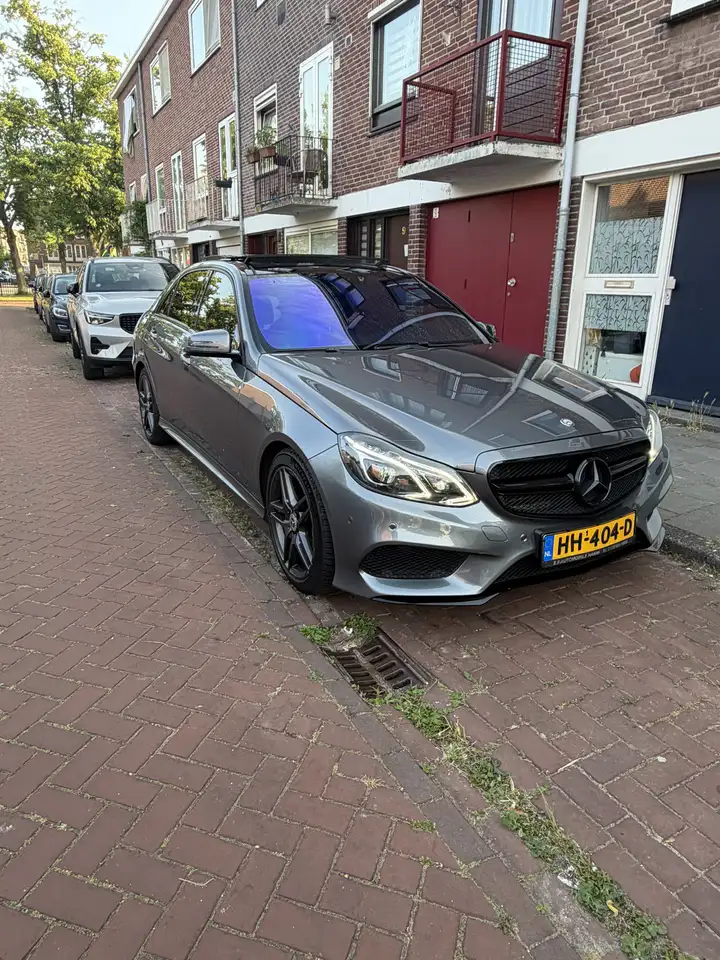 Mercedes-Benz E 220