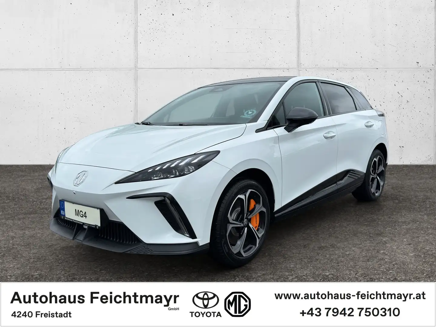 MG MG4 4 EV XPOWER 385 km 4WD Bílá - 1