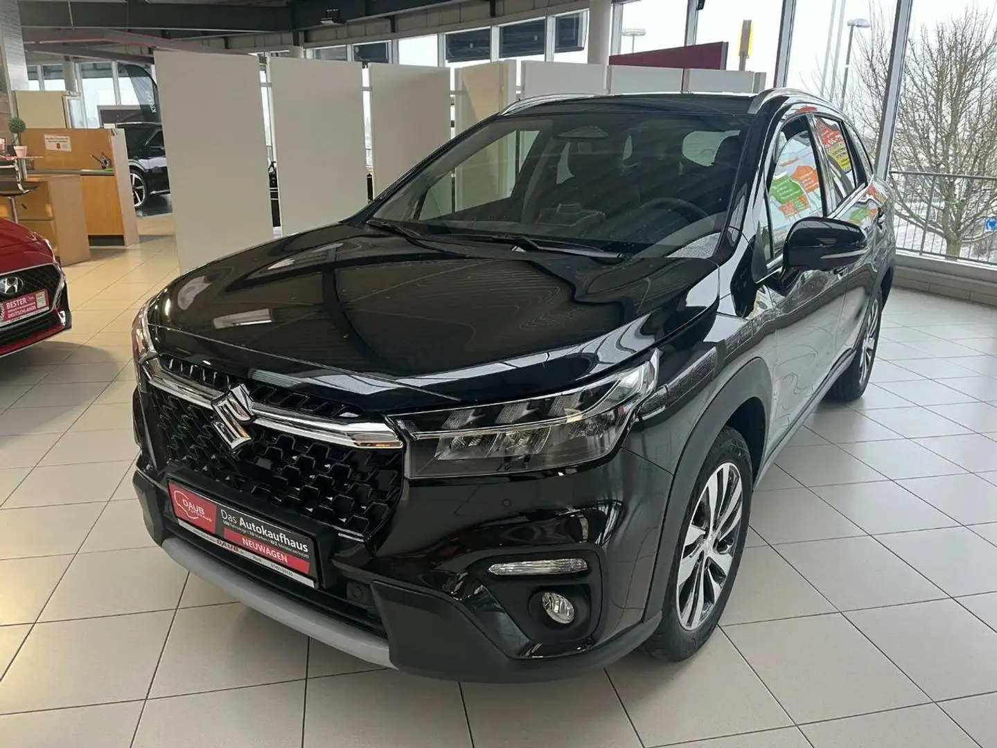 Suzuki S-Cross 1.4 Boosterjet Hybrid Comfort+ Allrad Zwart - 2