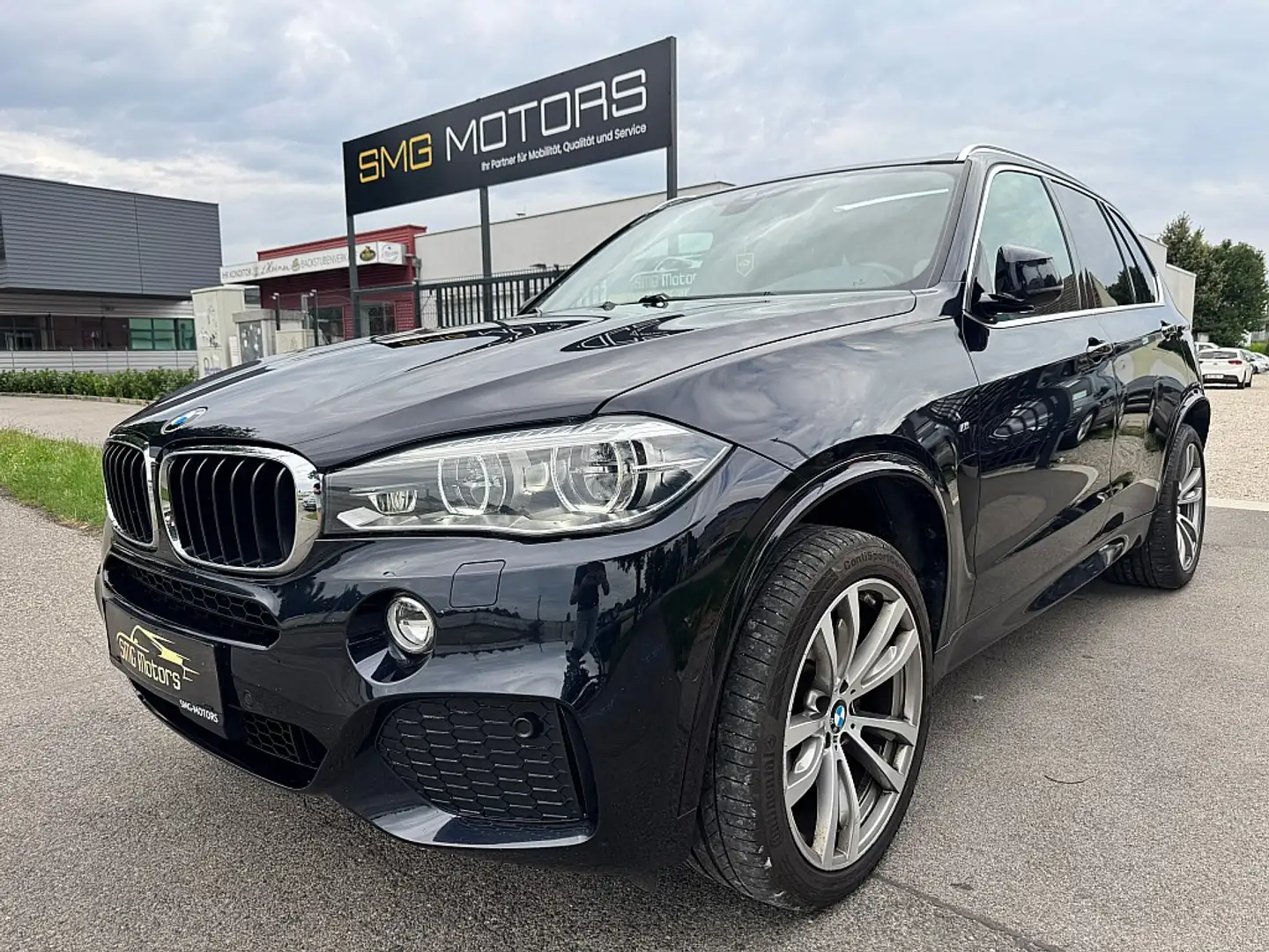 BMW X5 xDrive30d Aut. M-PAKET AB WERK/INDIVIDUAL AUSST... Negro - 1