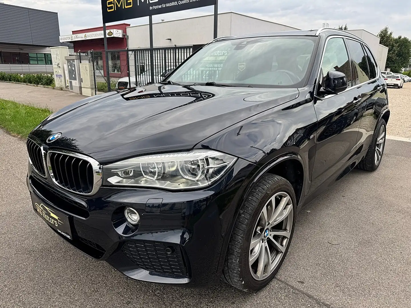BMW X5 xDrive30d Aut. M-PAKET AB WERK/INDIVIDUAL AUSST... Negro - 2