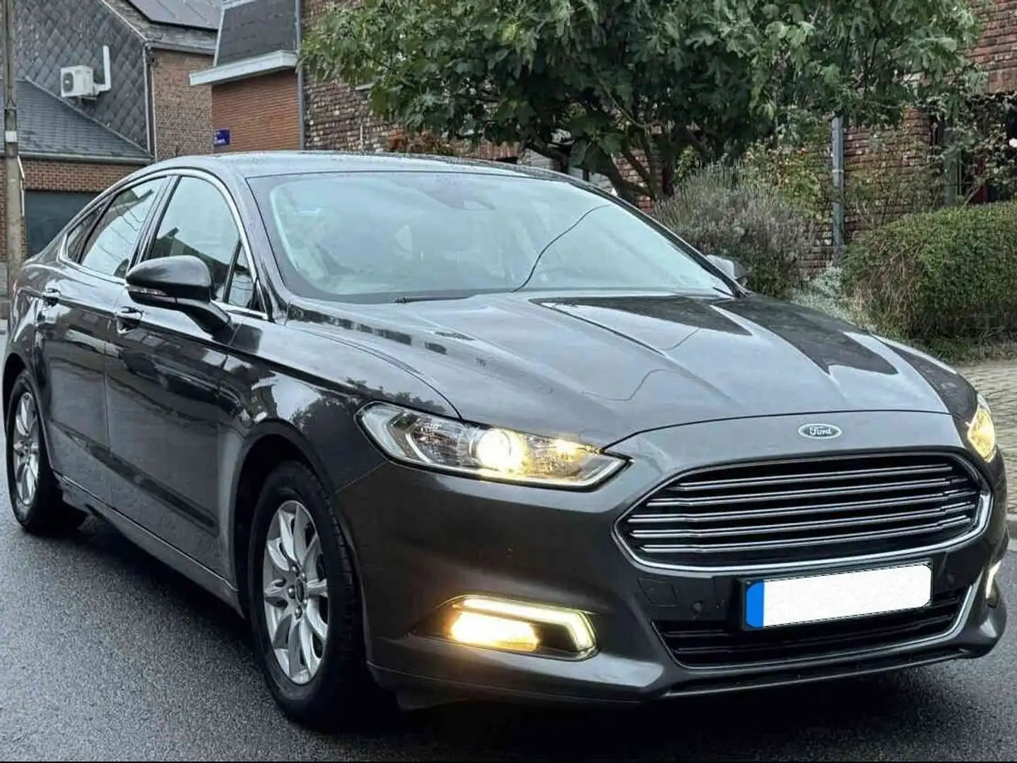 Ford Mondeo Mondeo 1.5 EcoBoost Start-Stopp ST-Line Gris - 1