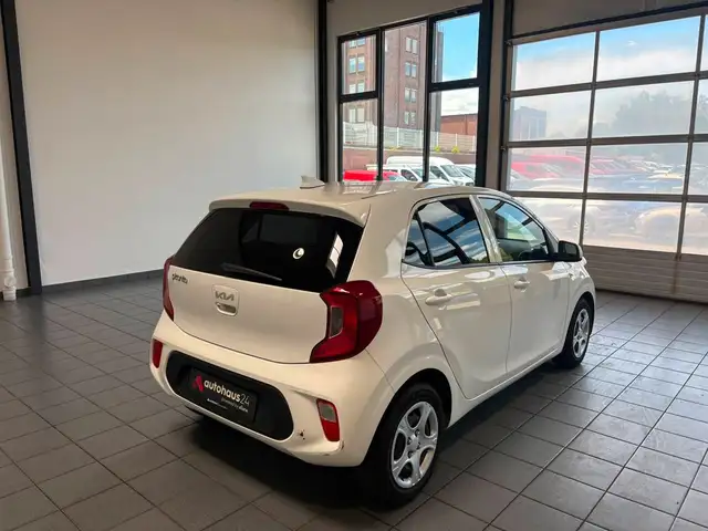 Kia Picanto view 5
