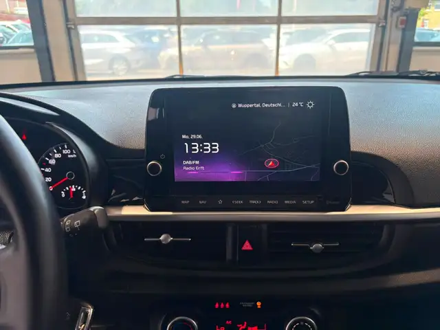 Kia Picanto view 11