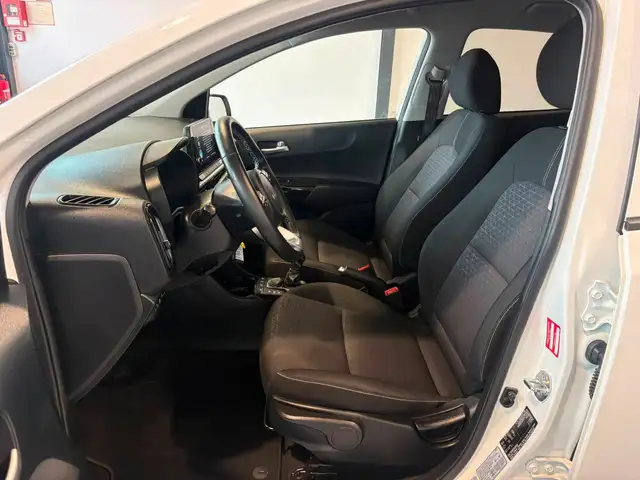 Kia Picanto view 8