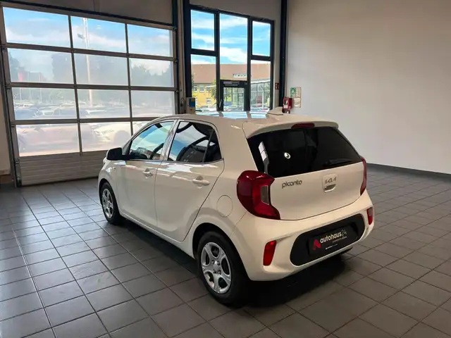Kia Picanto view 4