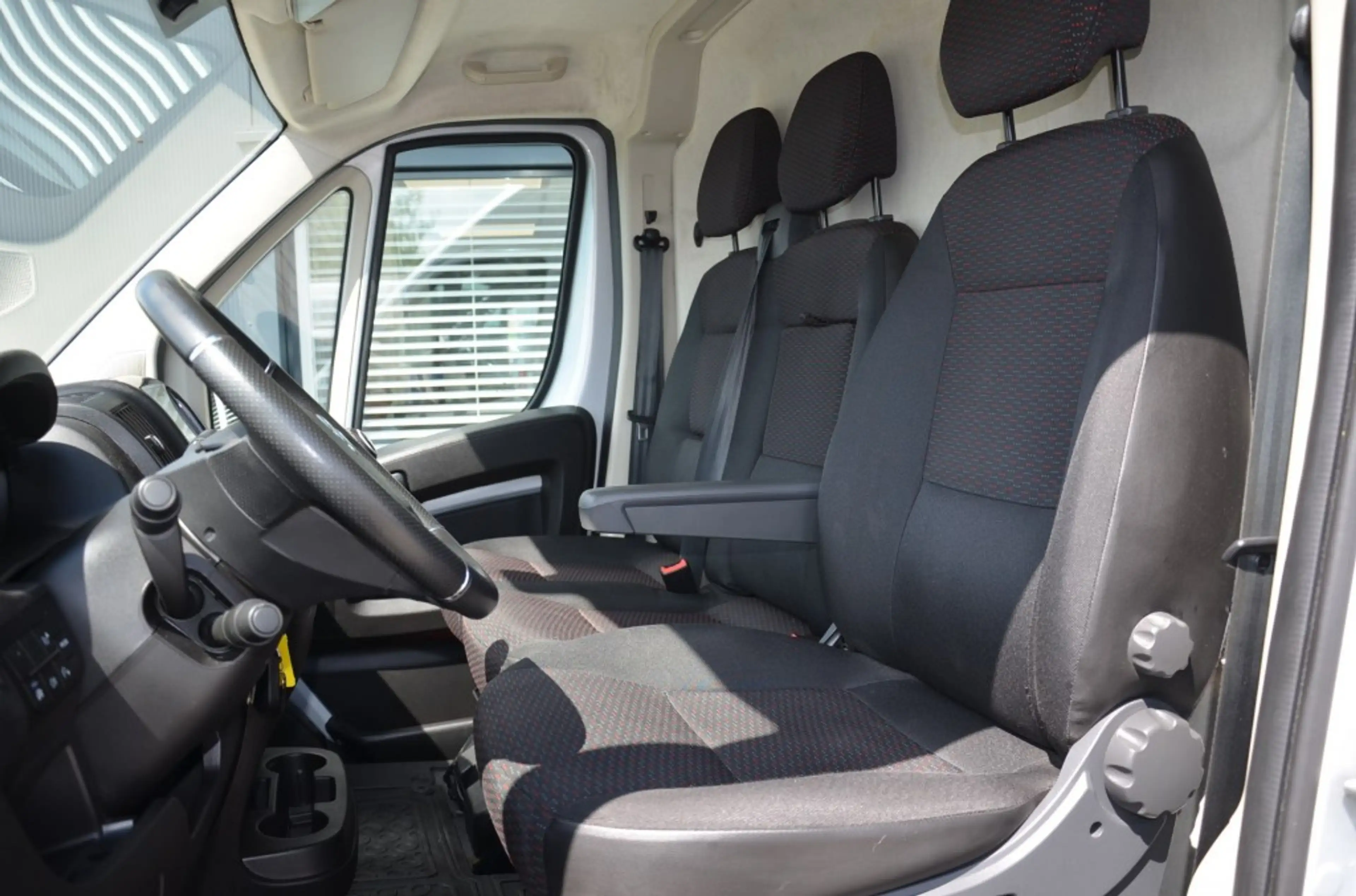 Citroen Jumper 2.2 Blue HDI L2H2  Airco — photo 8