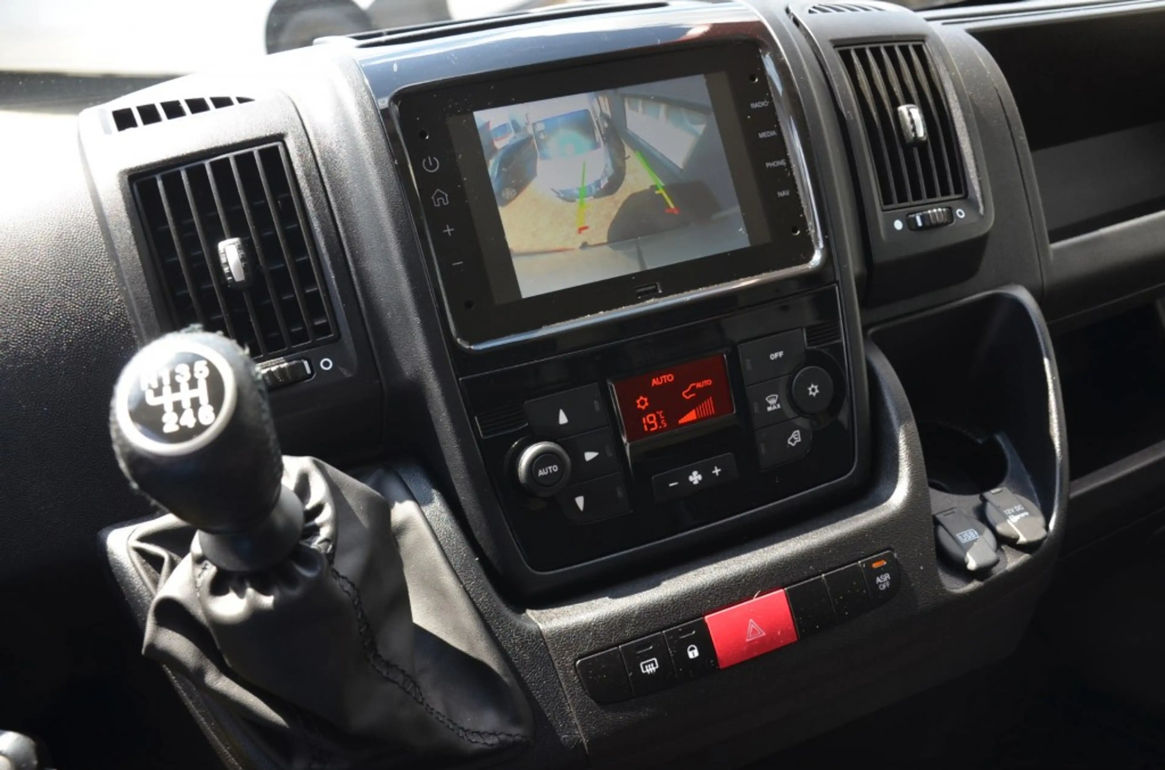Citroen Jumper 2.2 Blue HDI L2H2  Airco — photo 14