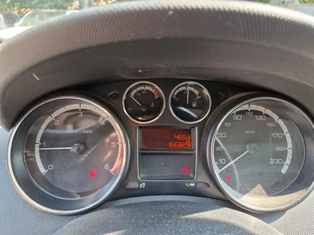 Peugeot 308 view 10