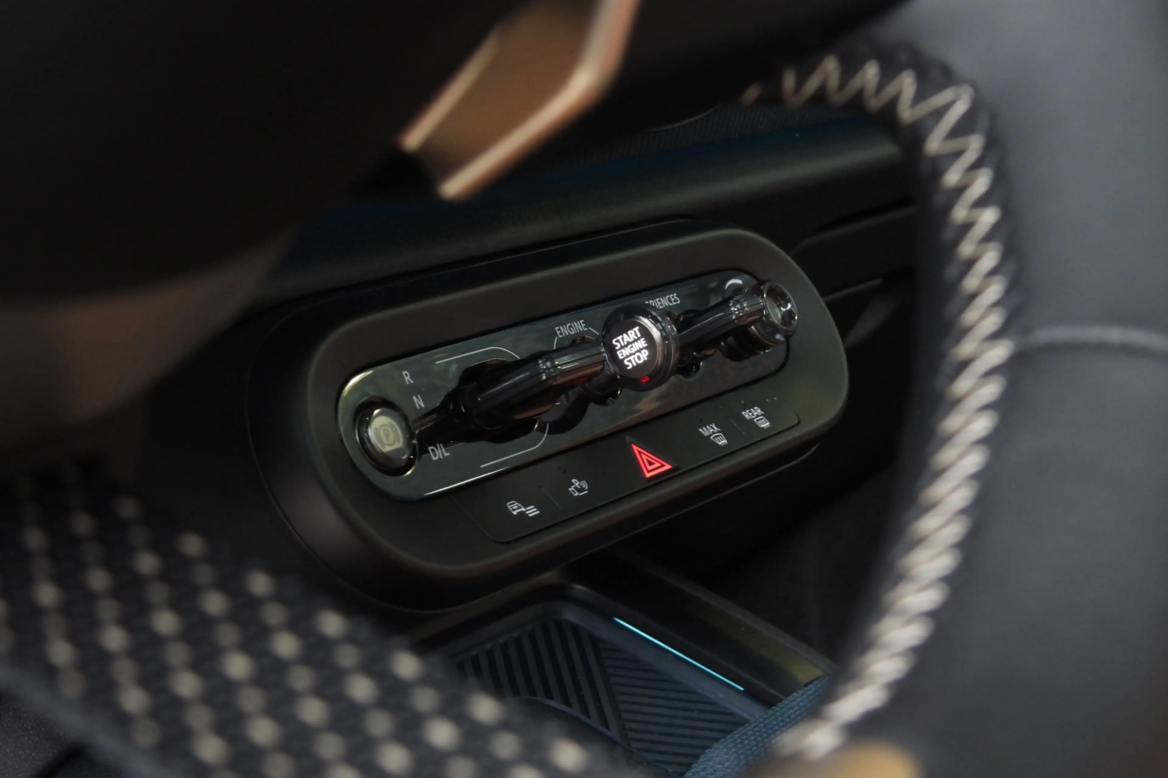 MINI Countryman C Automaat / Favoured Trim / Pakket L / 19" Kaleido — photo 15