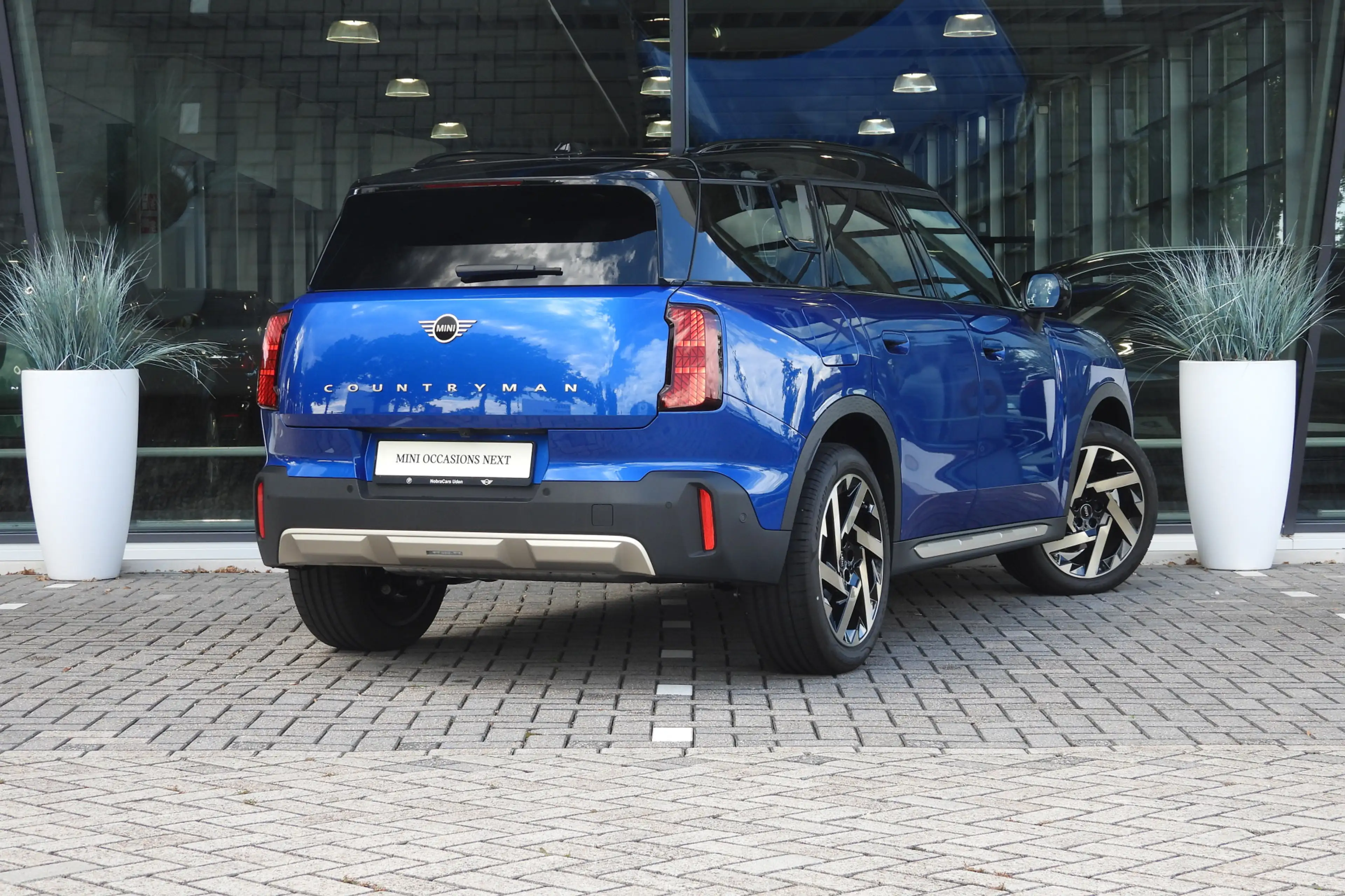 MINI Countryman C Automaat / Favoured Trim / Pakket L / 19" Kaleido — photo 5