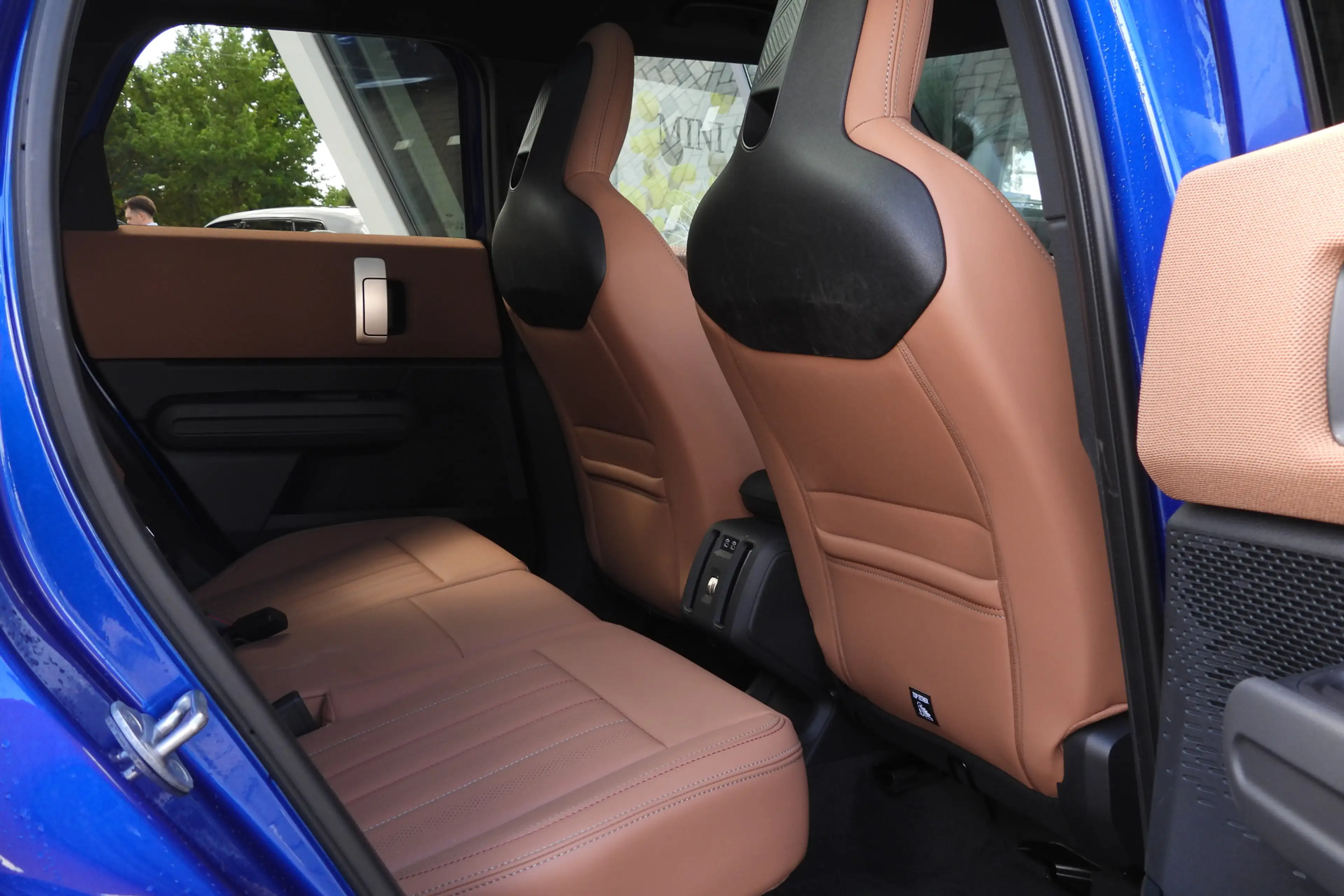 MINI Countryman C Automaat / Favoured Trim / Pakket L / 19" Kaleido — photo 9