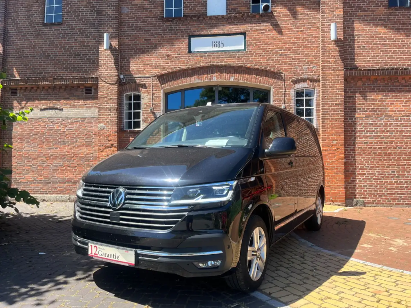 Volkswagen T6 Multivan T6.1  Multivan Generation Six DSG Zwart - 1