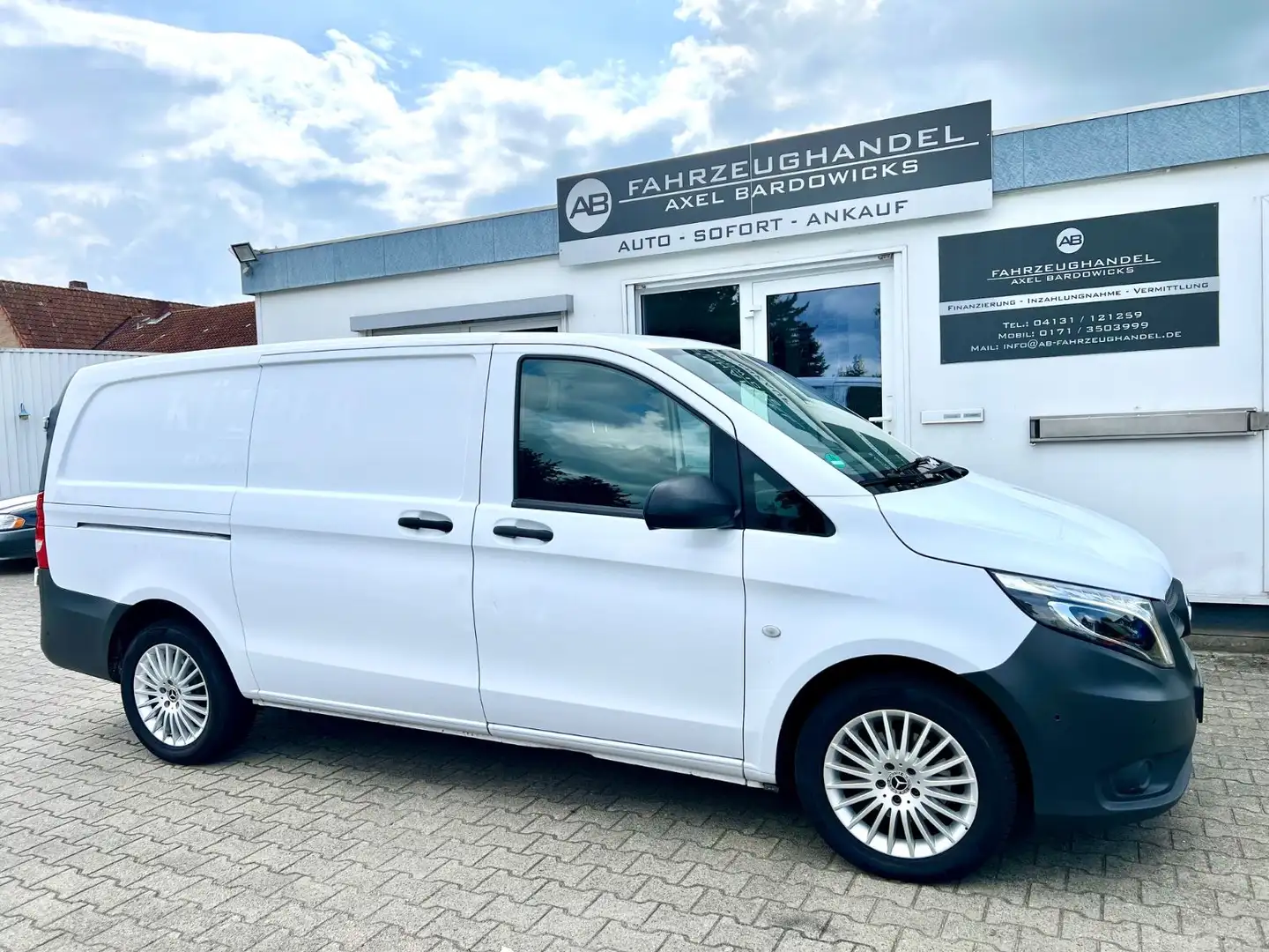 Mercedes-Benz Vito Kasten 114 CDI RWD lang AHK / Standh. Blanc - 1