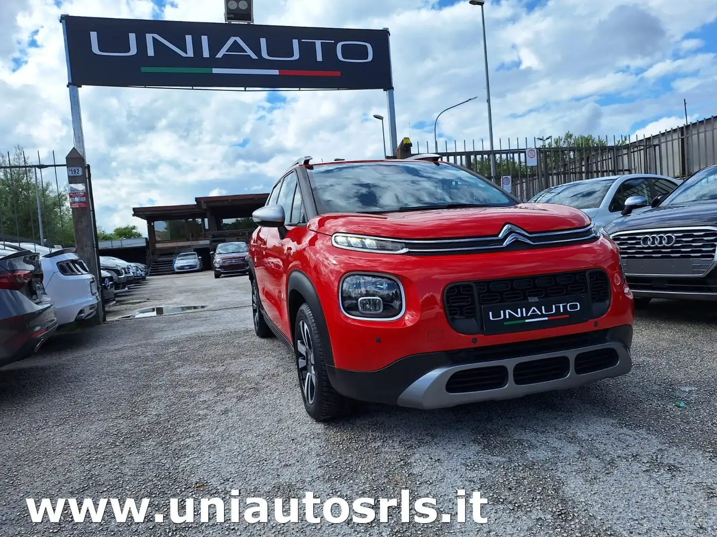 Citroen C3 1.5 bluehdi Shine s Rosso - 2