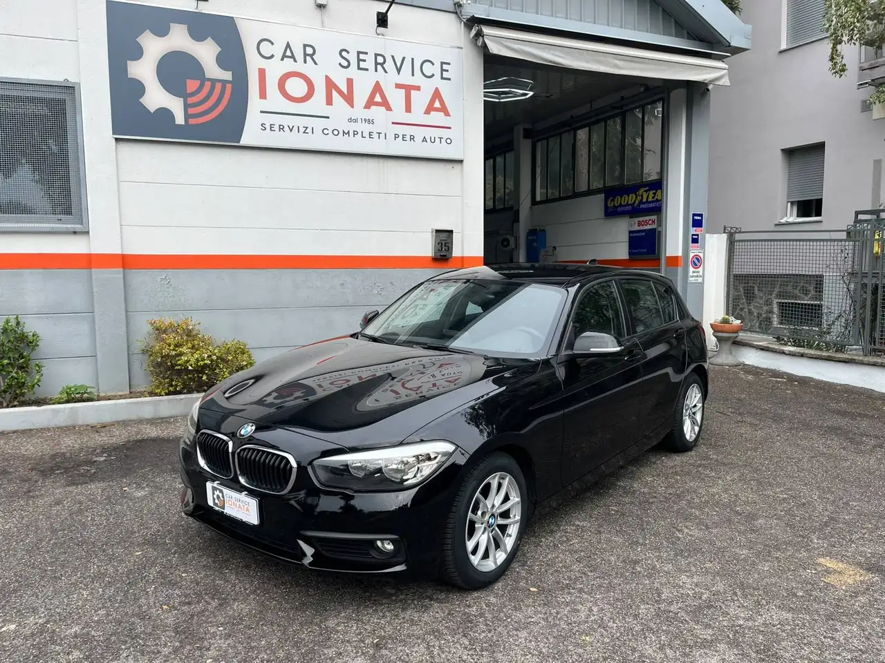 BMW 118