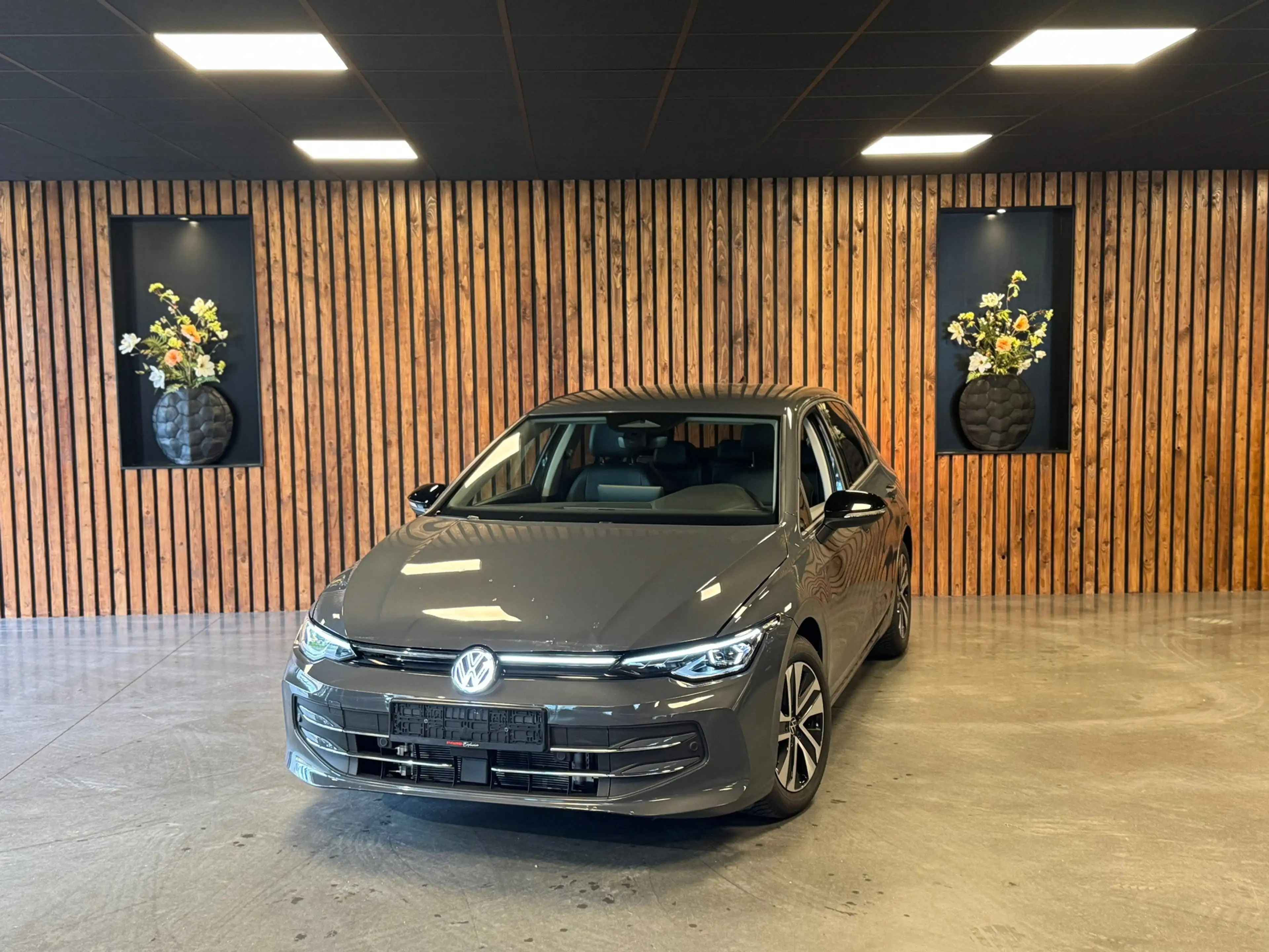 Volkswagen Golf 1.5 eHybrid Energy Edition / Zie omschrijving / IQ