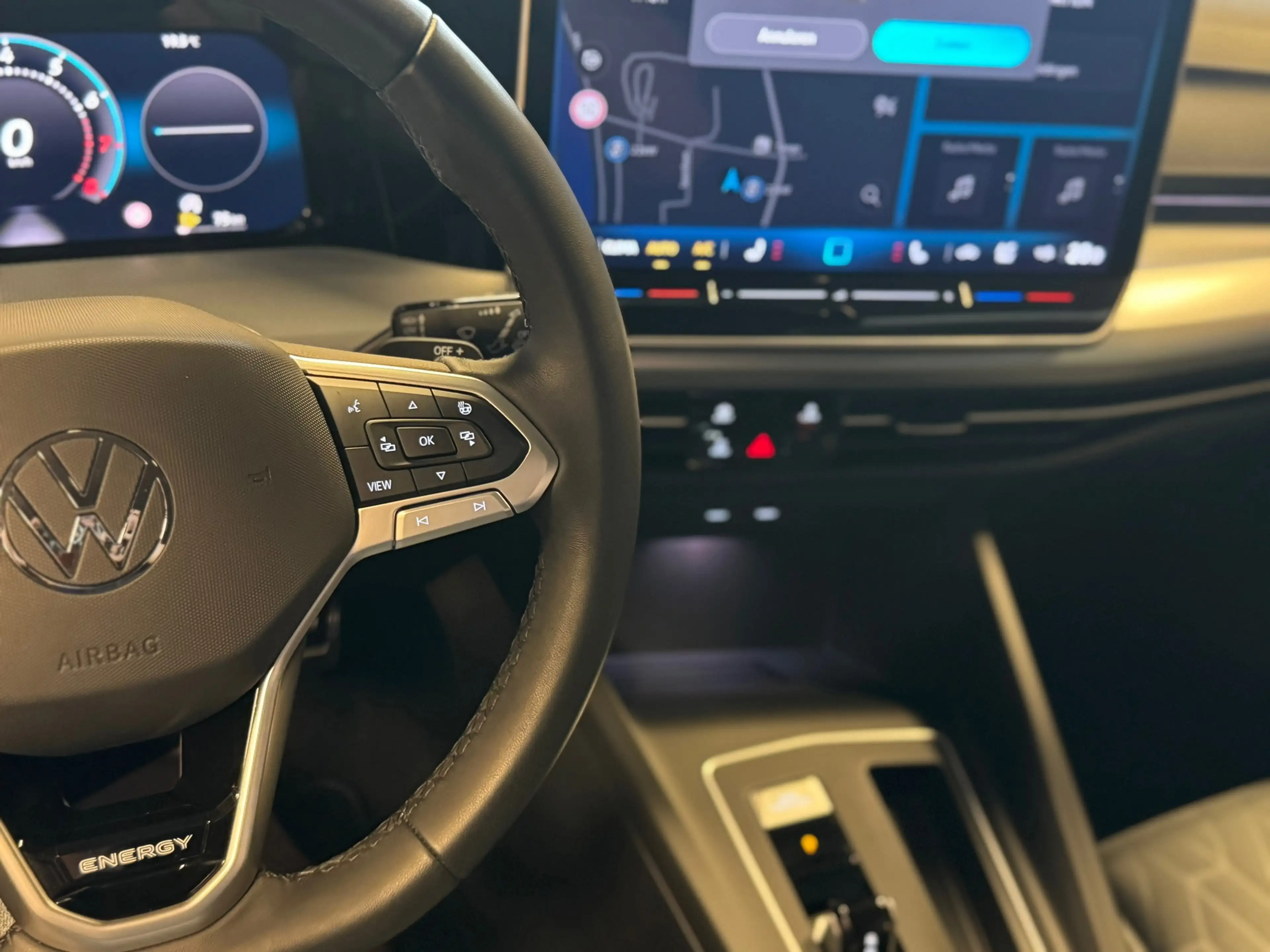 Volkswagen Golf 1.5 eHybrid Energy Edition / Zie omschrijving / IQ — photo 15
