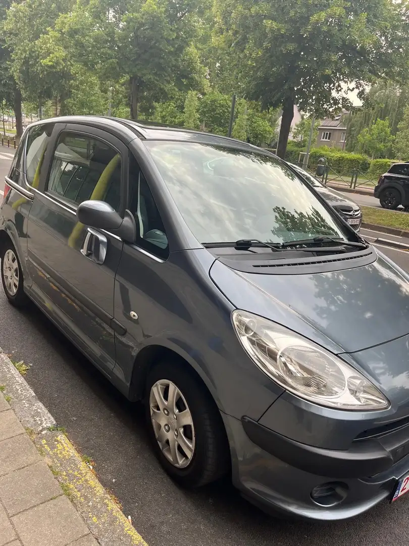 Peugeot 1007 1007 1.4i Trendy Szürke - 2