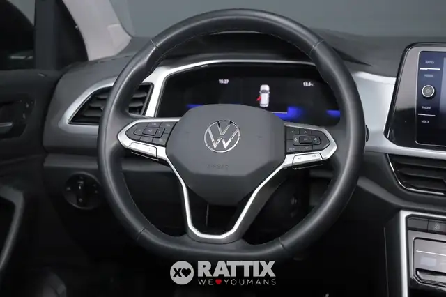 Volkswagen T-Roc view 10