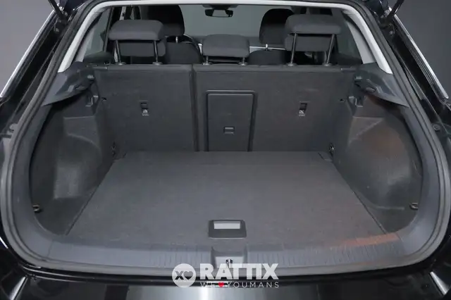 Volkswagen T-Roc view 6