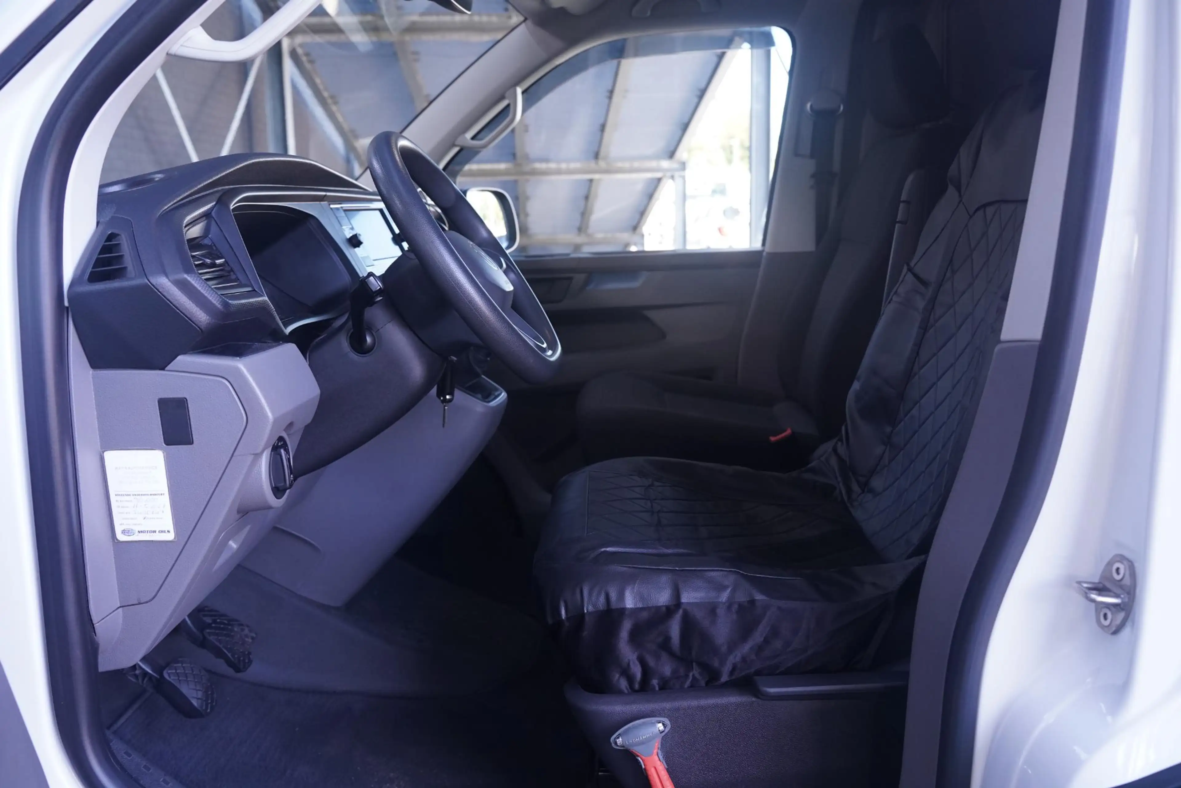 Volkswagen T6.1 Transporter 2.0 TDI 110 pk L2H1 Airco, Two Tone Groen / Wit Cr — photo 18