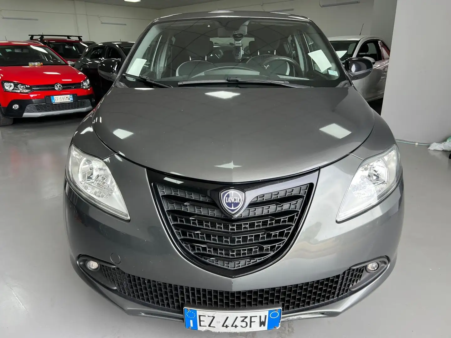 Lancia Ypsilon Ypsilon 1.3 mjt Platinum c/s.parc. s Argent - 2