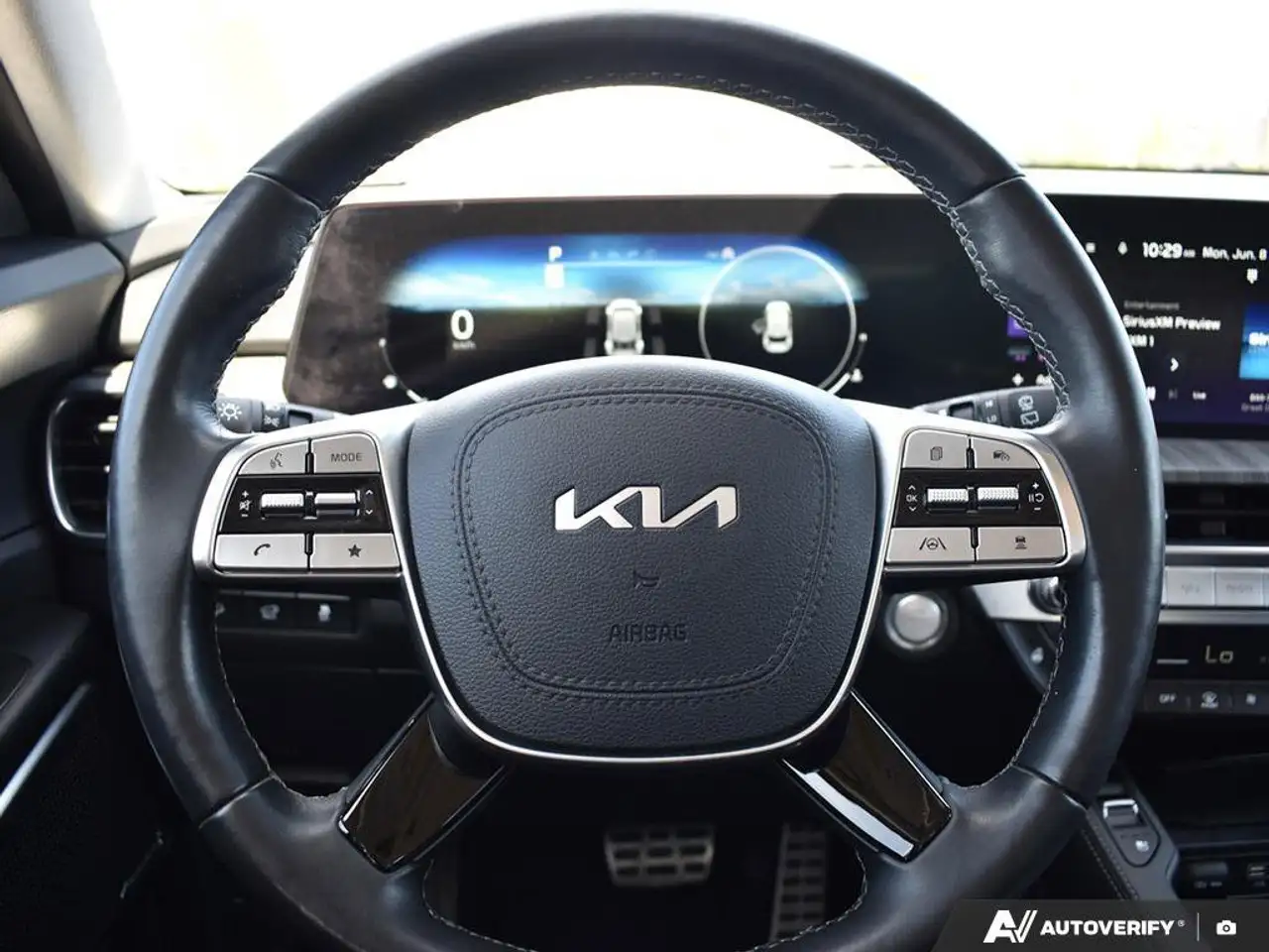 Kia Telluride снимка Kia Telluride