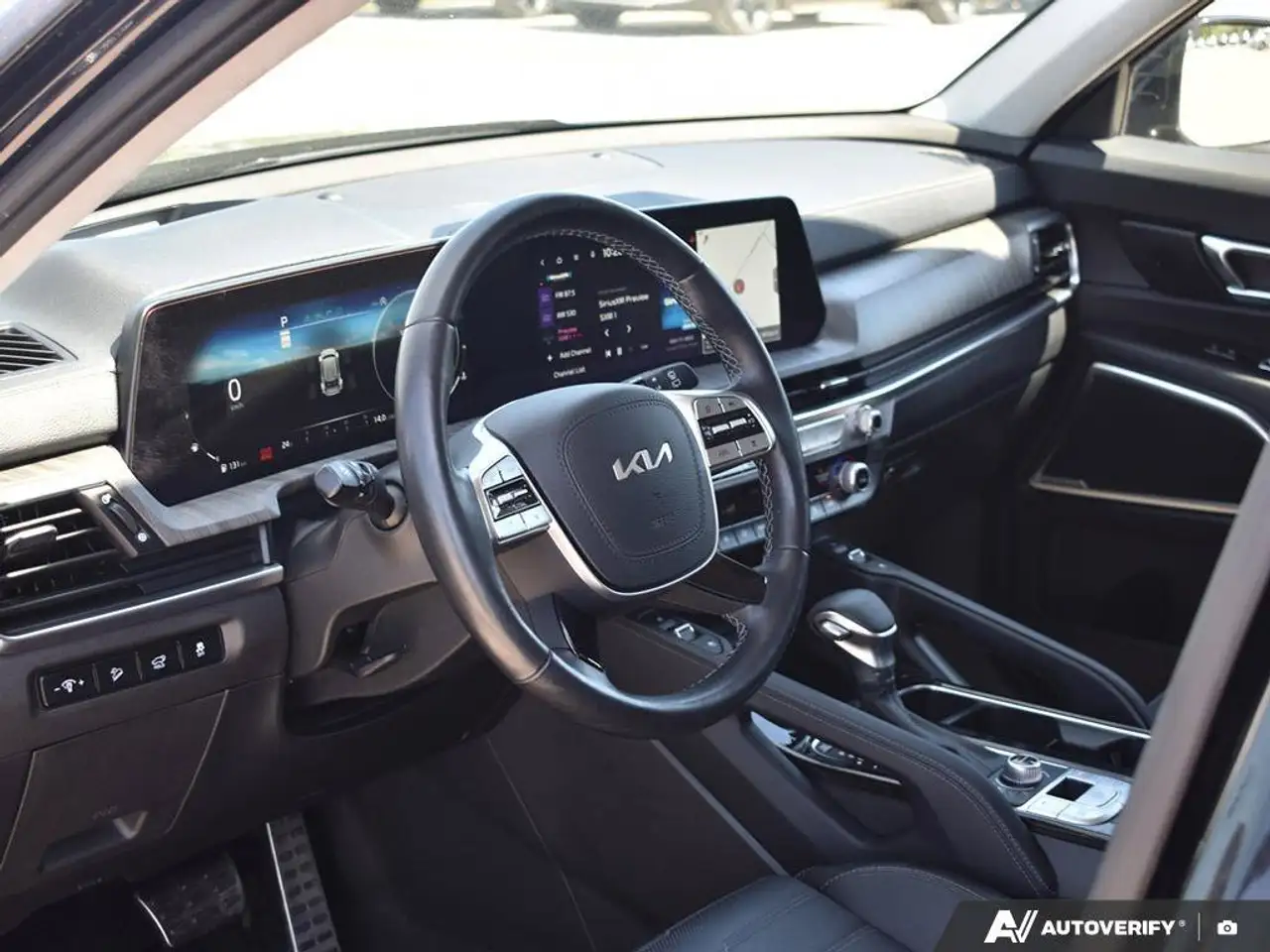 Kia Telluride снимка Kia Telluride