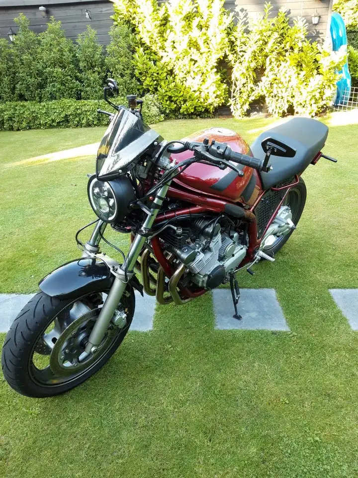 Yamaha XJ 900