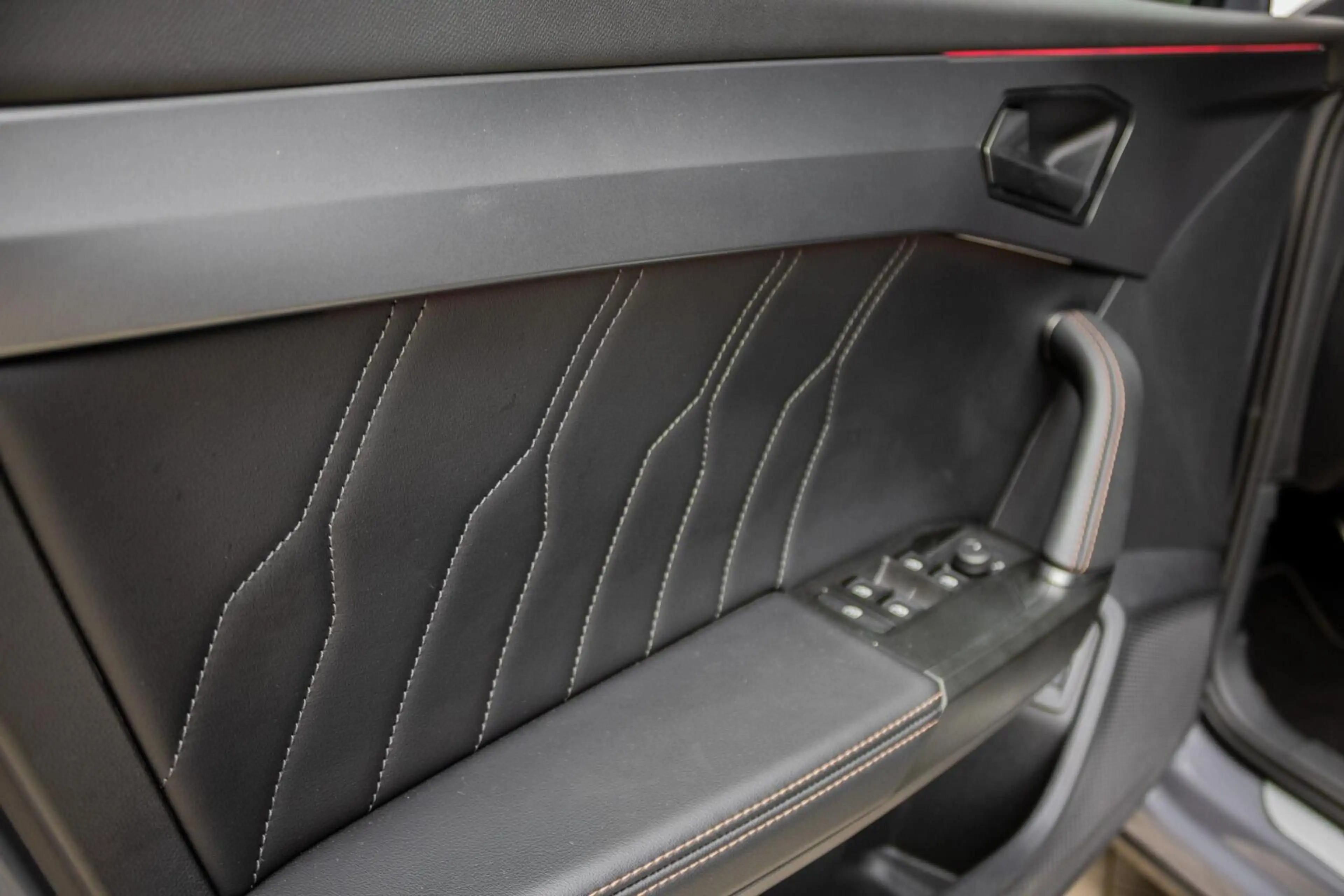 CUPRA Formentor 1.4 e-Hybrid VZ-Performance | PANO | SCHAALSTOELEN — photo 29